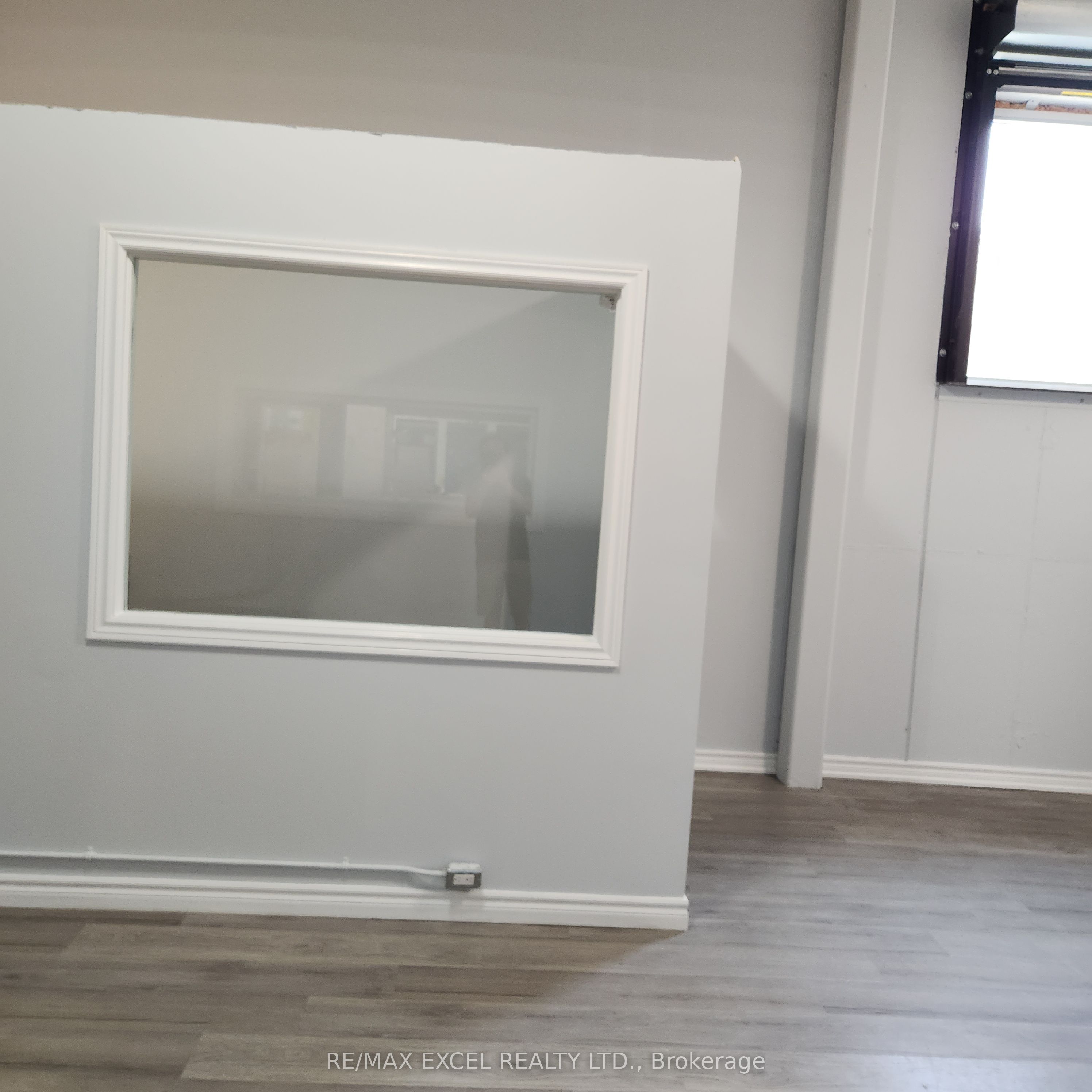 30 South Unionville Avenue 2068 & 2070 Property Photo 6