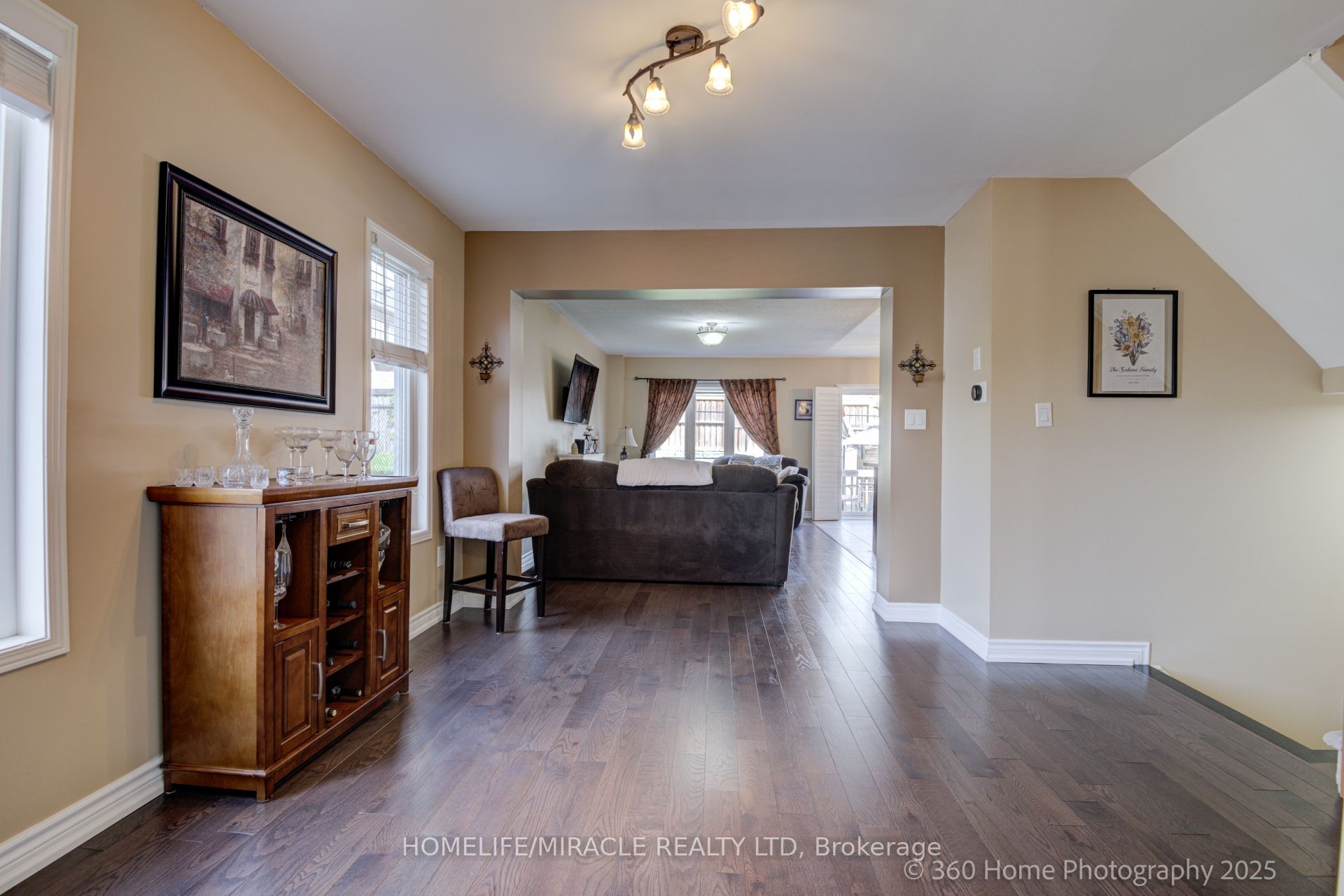 193 Orr Drive Property Photo 6