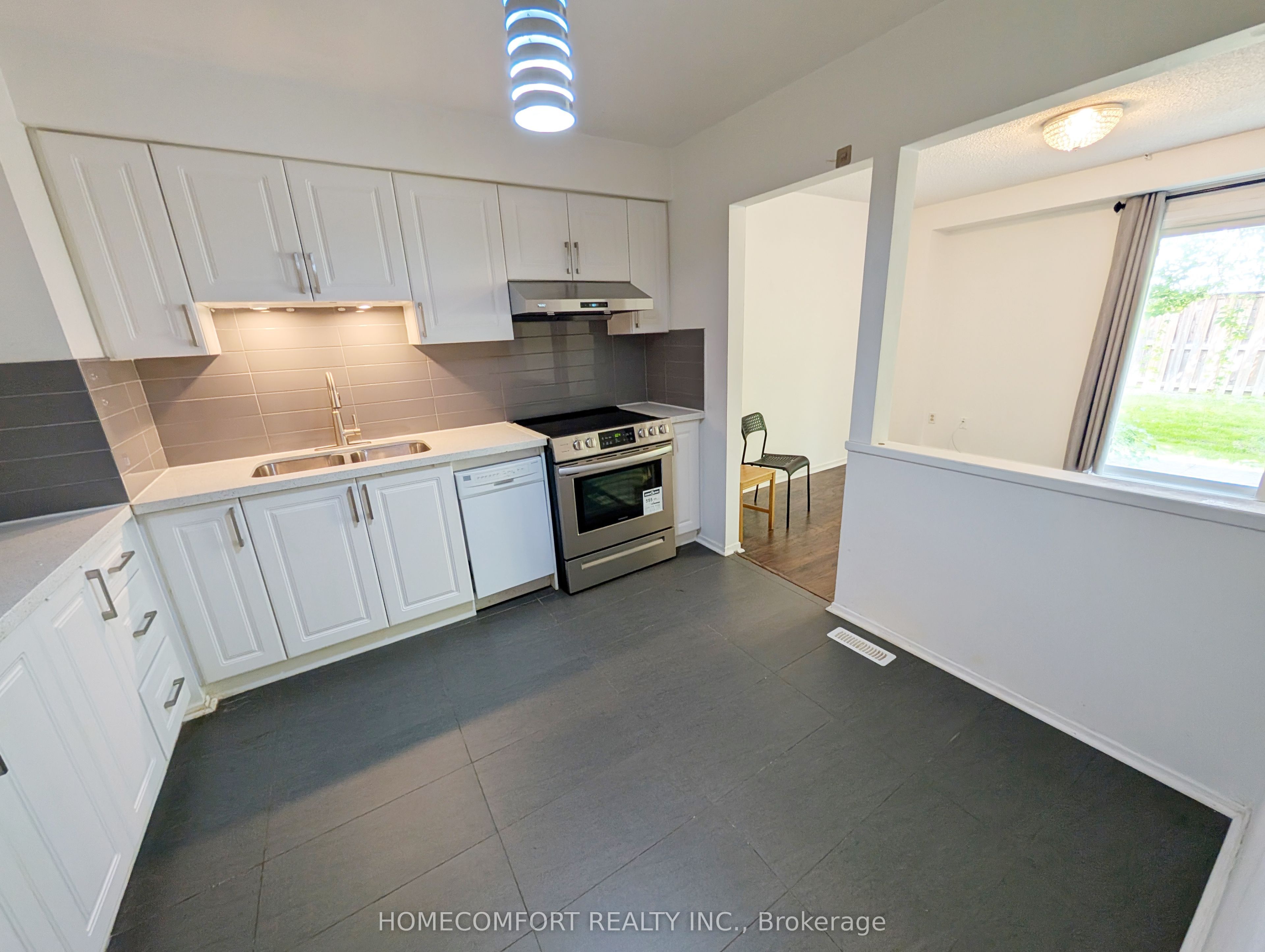 21 Thatcher's Mill Way 39 Property Photo 2