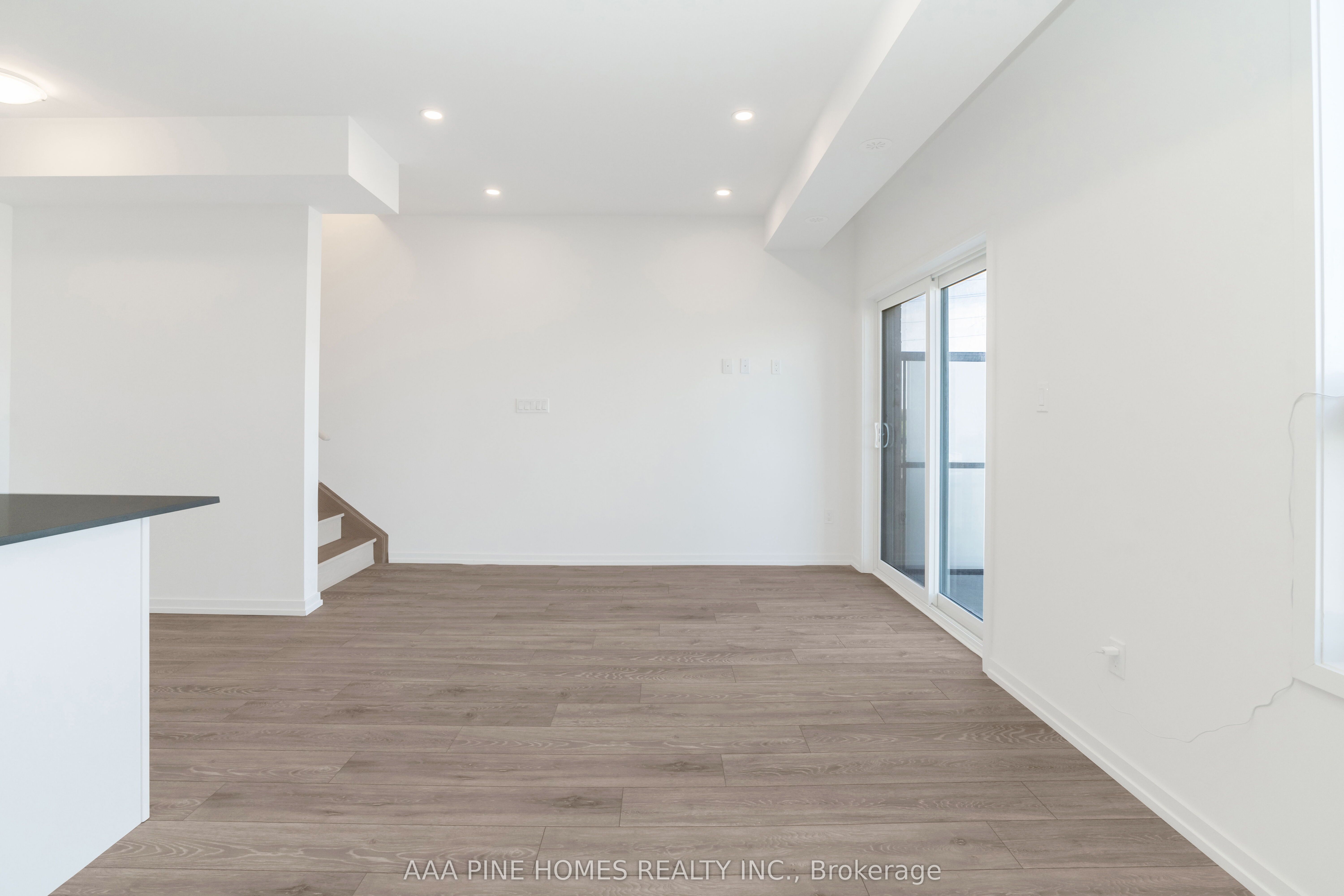 20 Lytham Green Circle #4 Property Photo 19