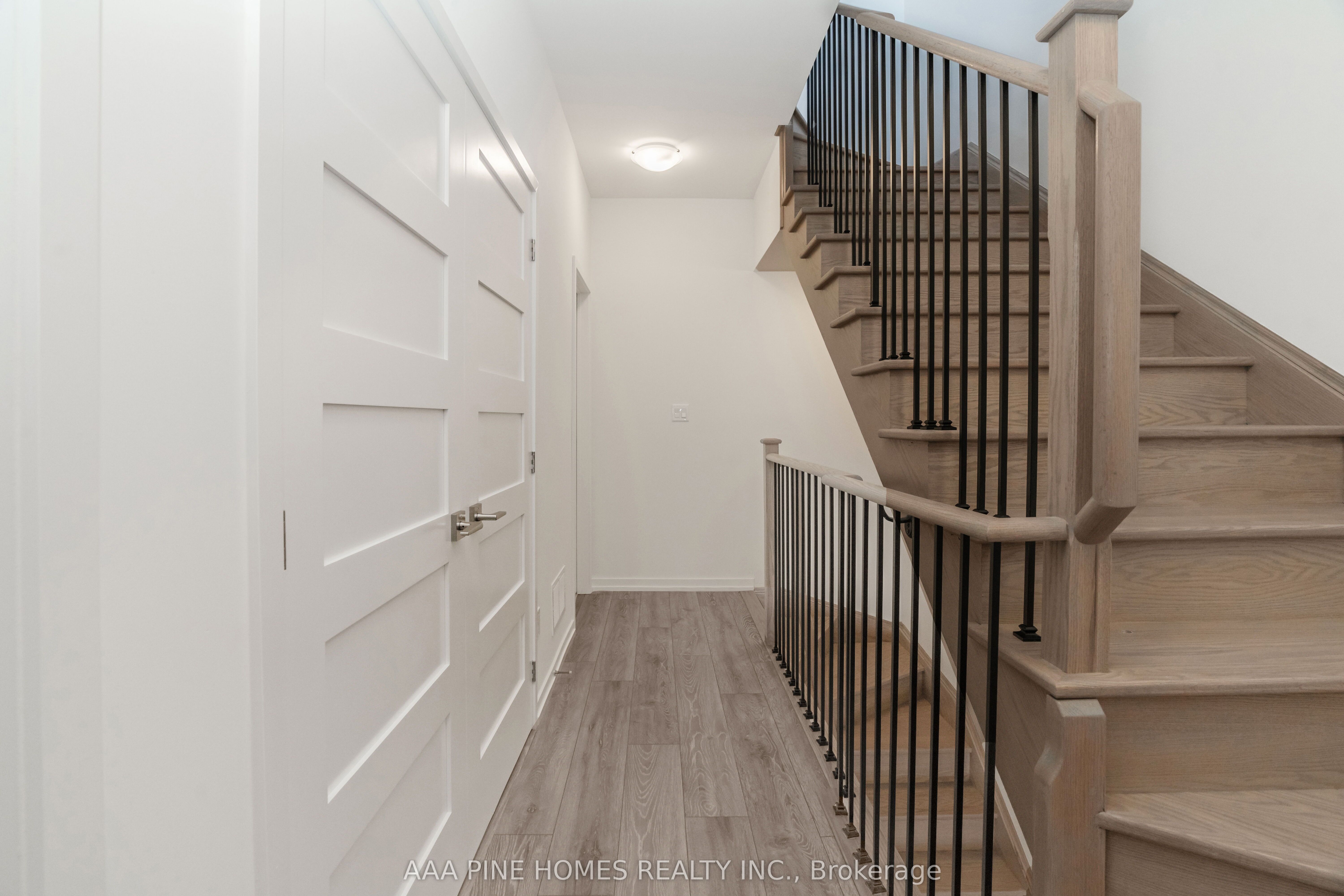 20 Lytham Green Circle #4 Property Photo 24