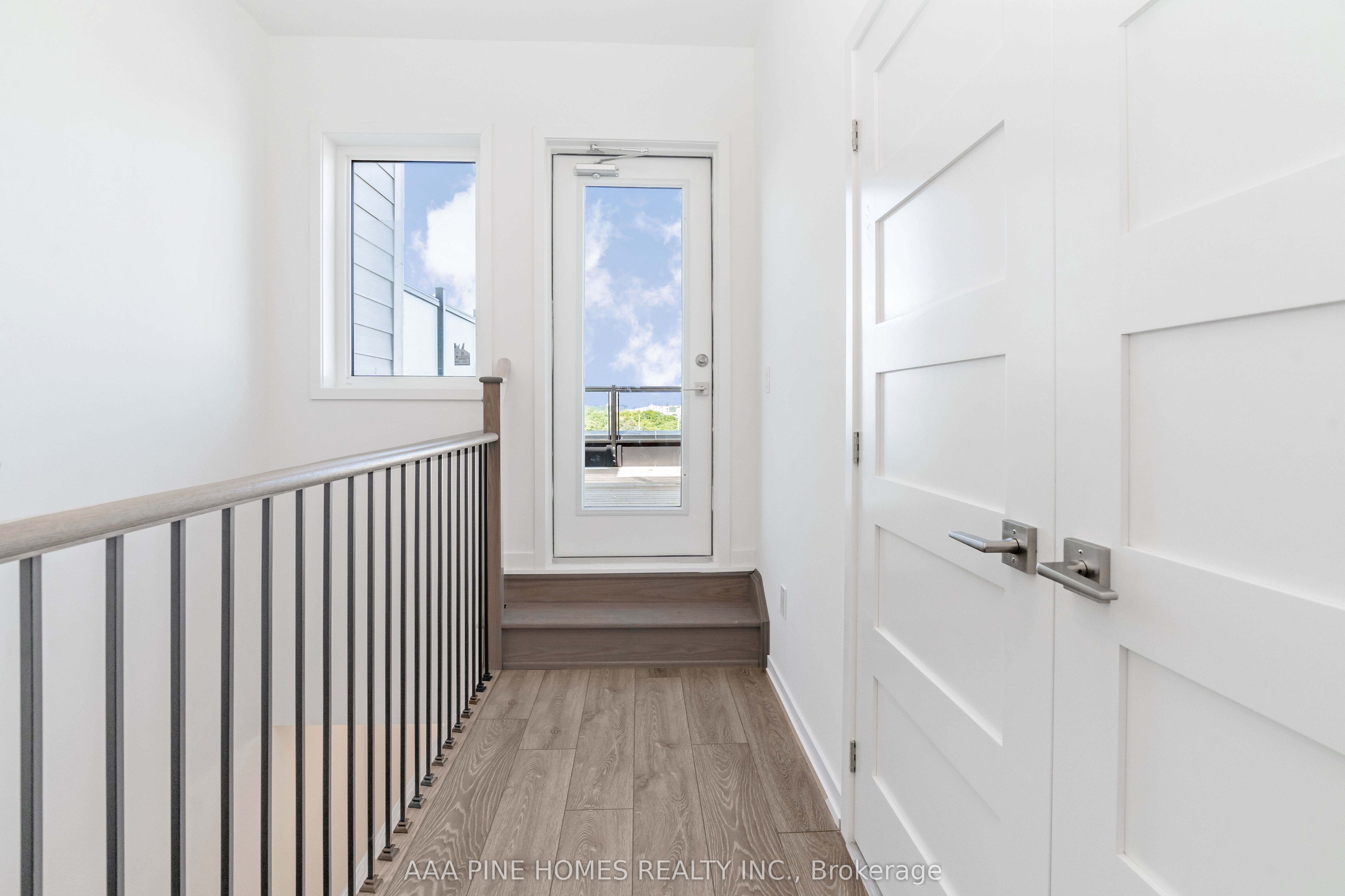 20 Lytham Green Circle #4 Property Photo 36