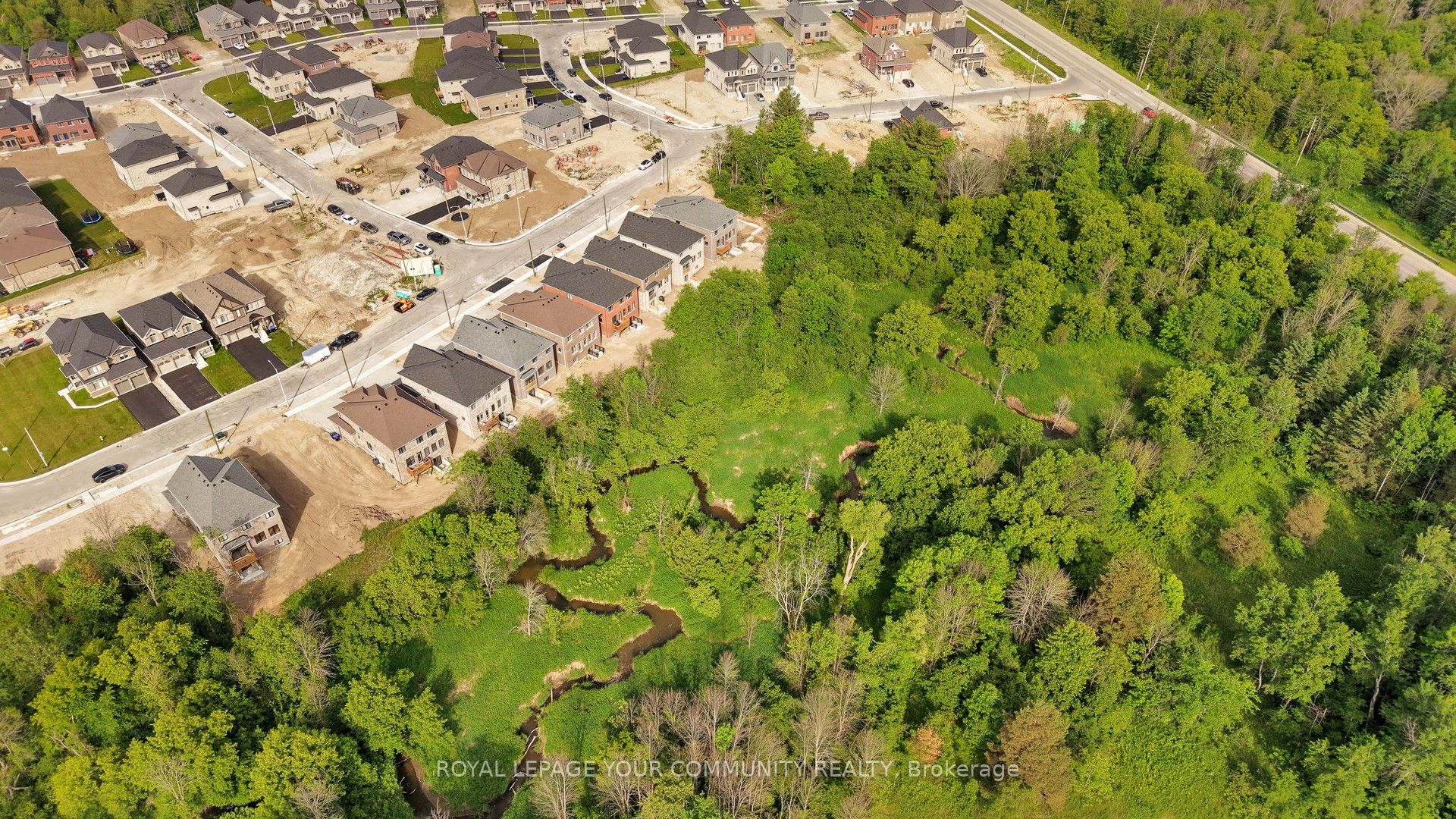 26 Baycroft Boulevard Property Photo 6