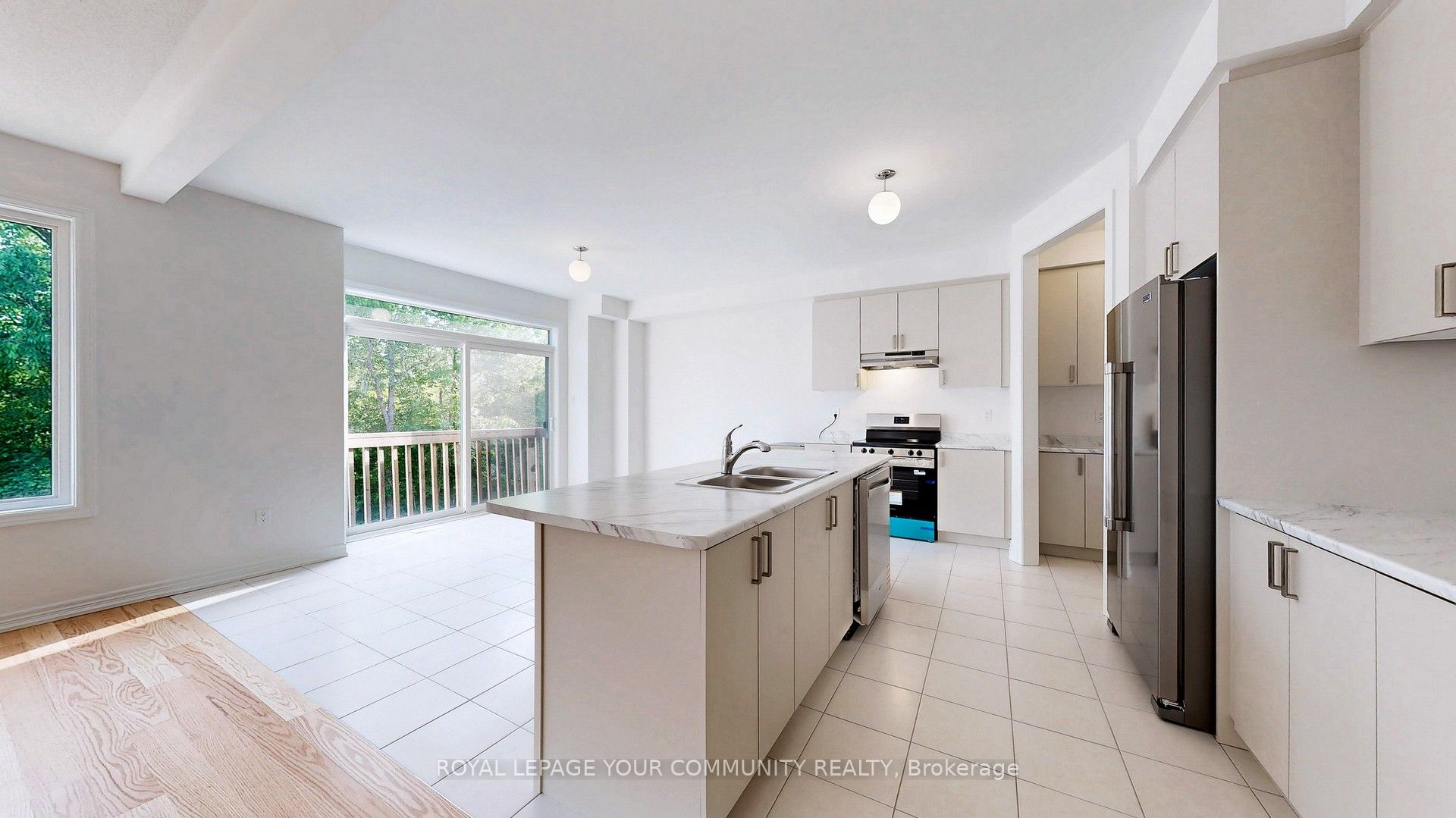 26 Baycroft Boulevard Property Photo 14