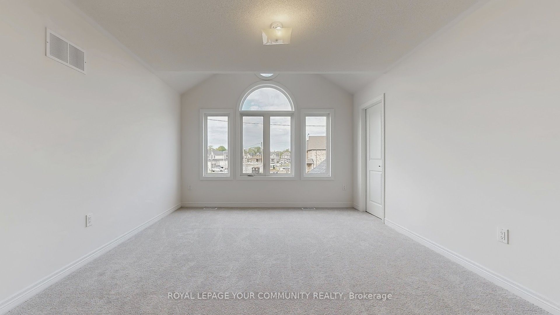 26 Baycroft Boulevard Property Photo 36