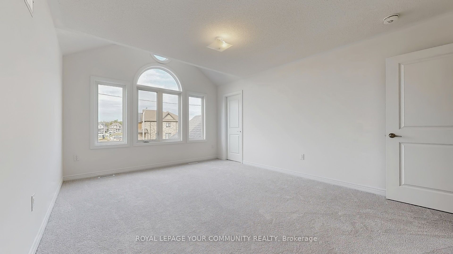 26 Baycroft Boulevard Property Photo 37