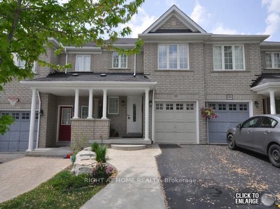135 Hartford Crescent Property Photo 1