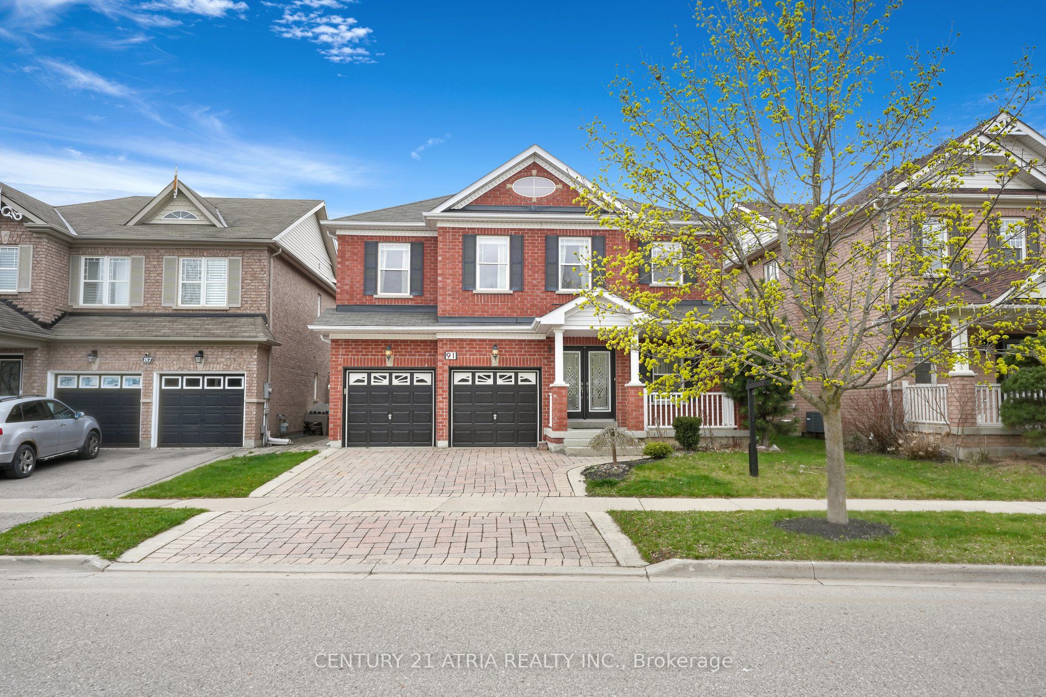 91 Pondmede Crescent Property Photo 1
