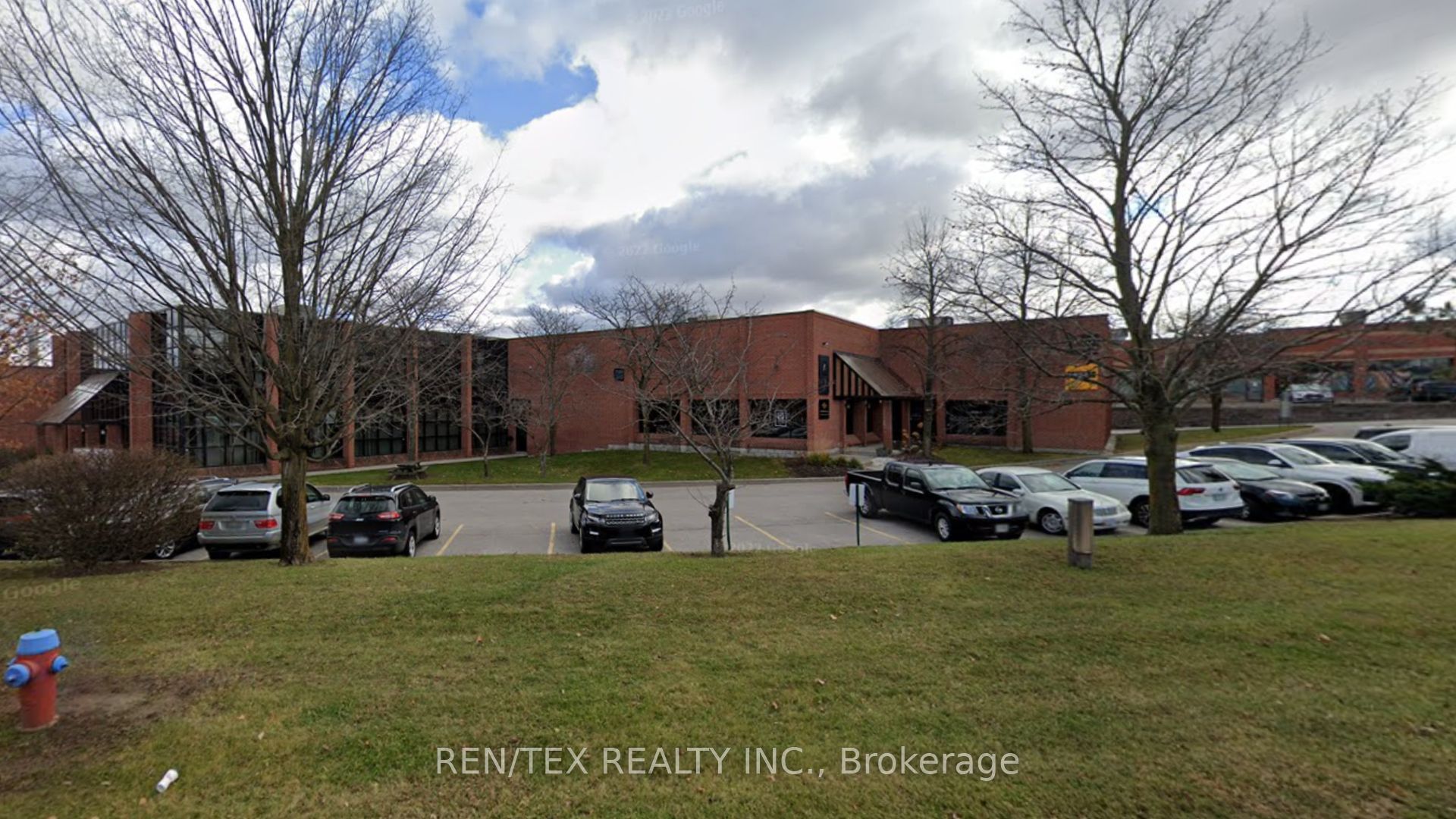 65 Beaver Creek Road W 104 Property Photo 1