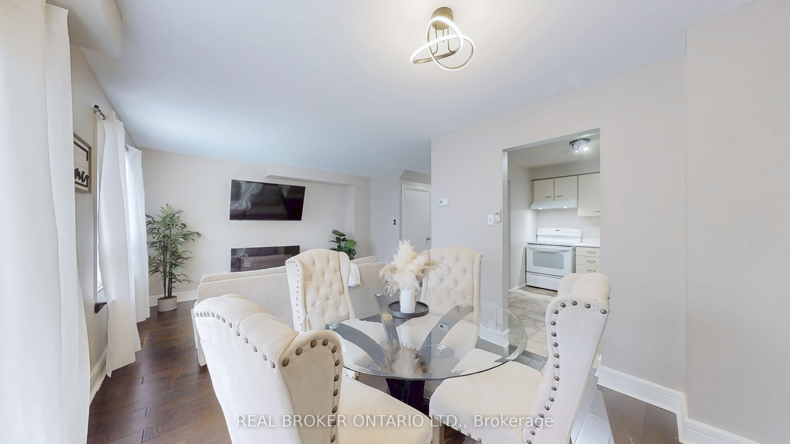 1200 Inniswood Street Property Photo 11