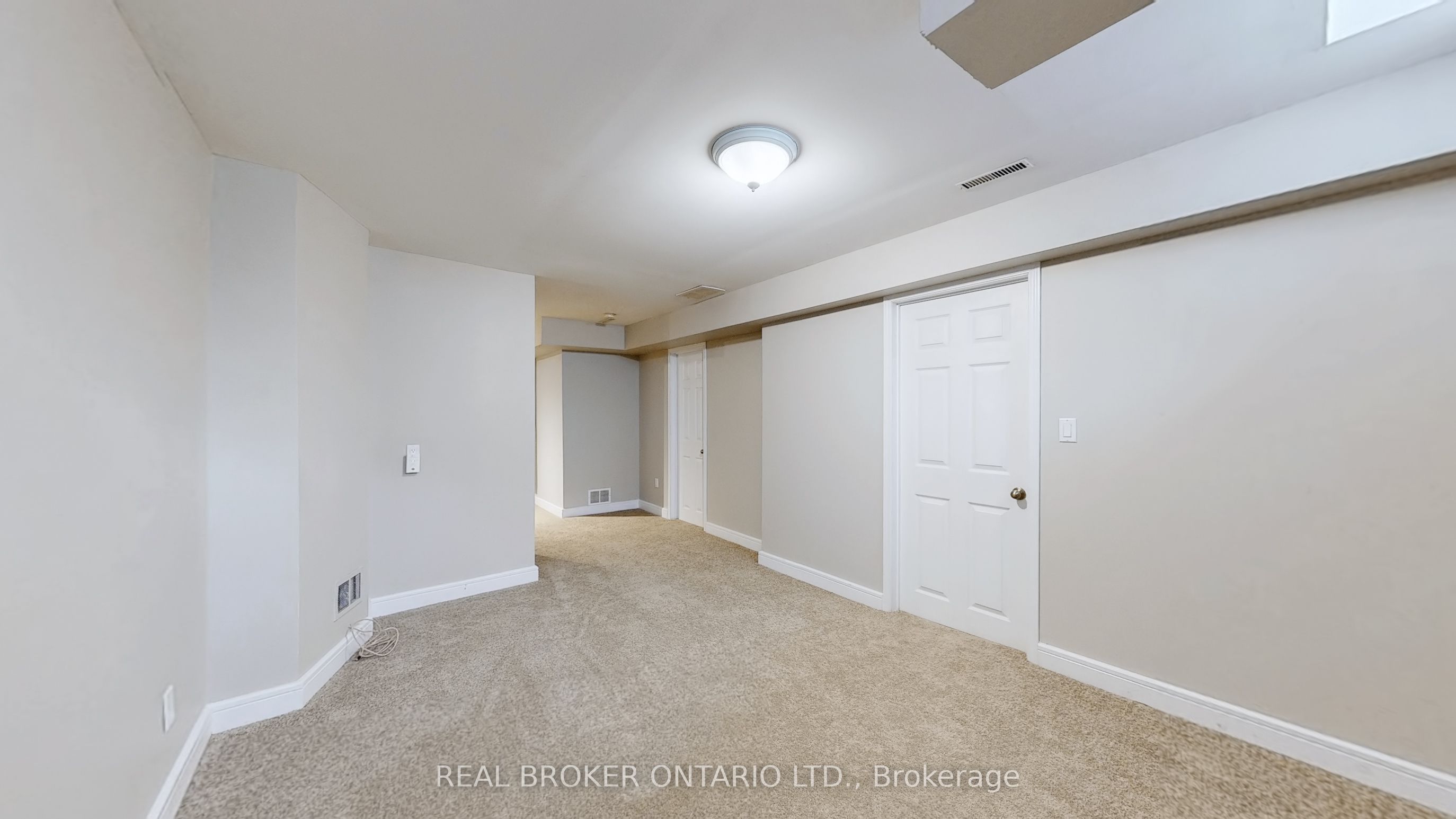 1200 Inniswood Street Property Photo 24