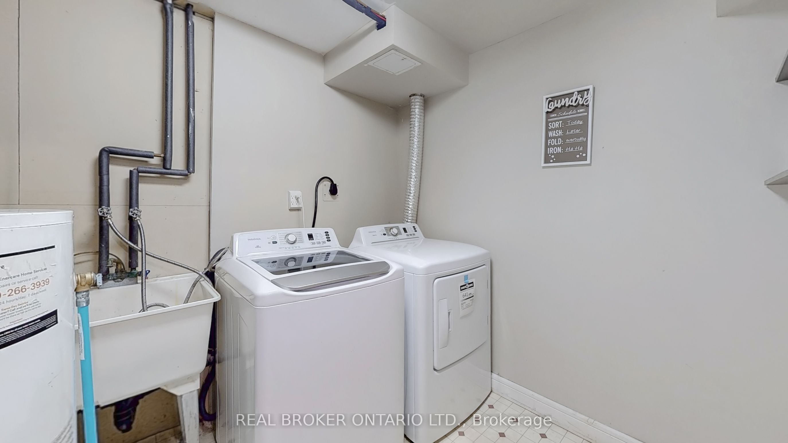 1200 Inniswood Street Property Photo 27
