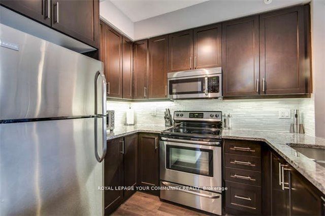 9255 Jane Street 914 Property Photo 6