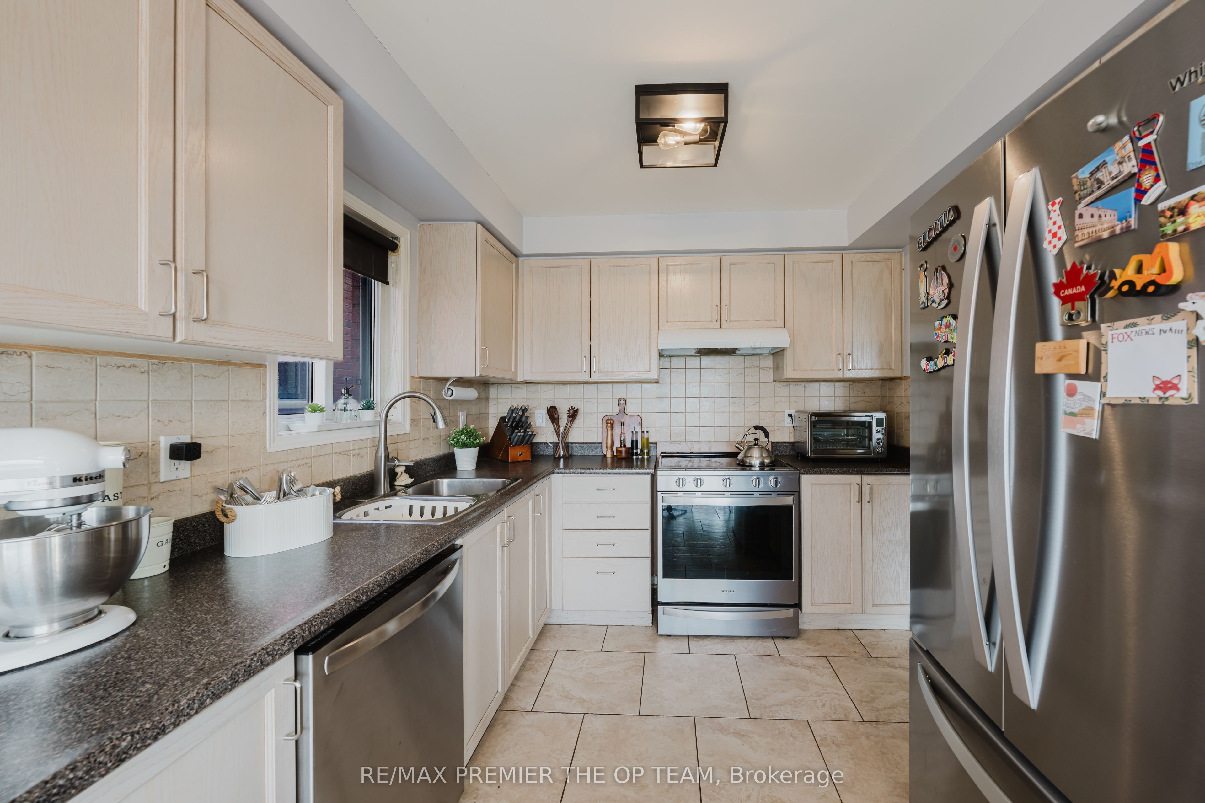 50 Beaverbrook Crescent Property Photo 13