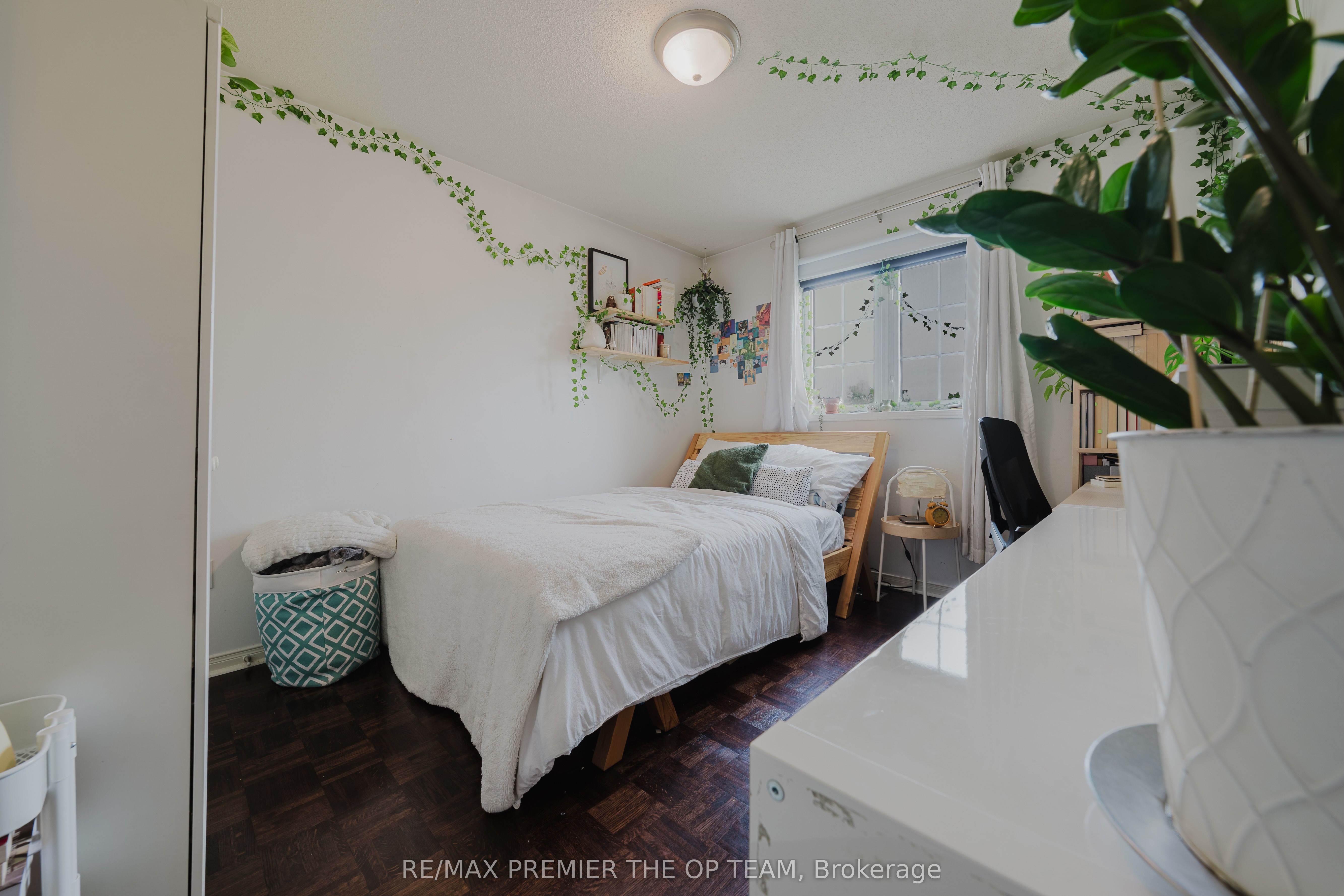50 Beaverbrook Crescent Property Photo 17