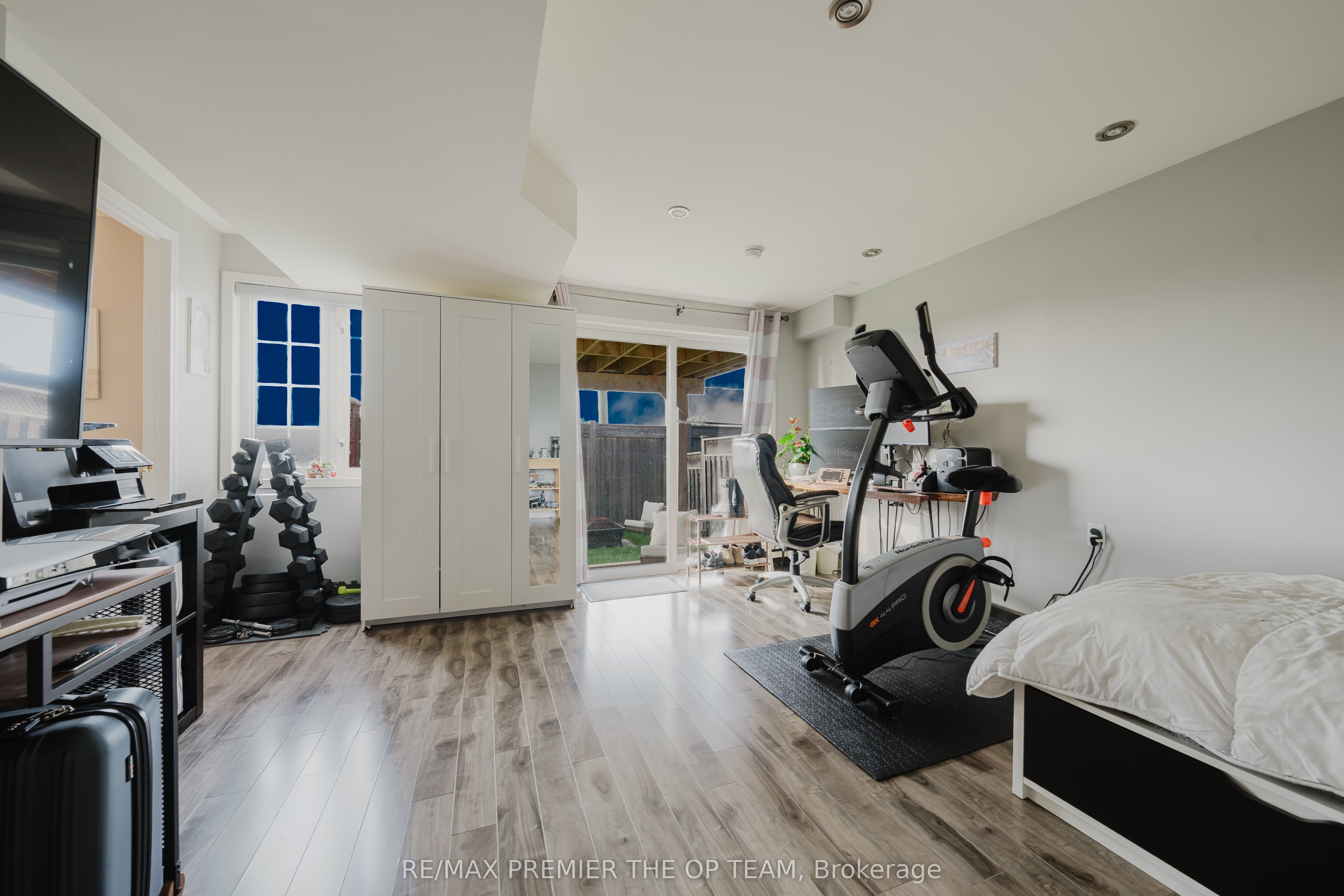 50 Beaverbrook Crescent Property Photo 26