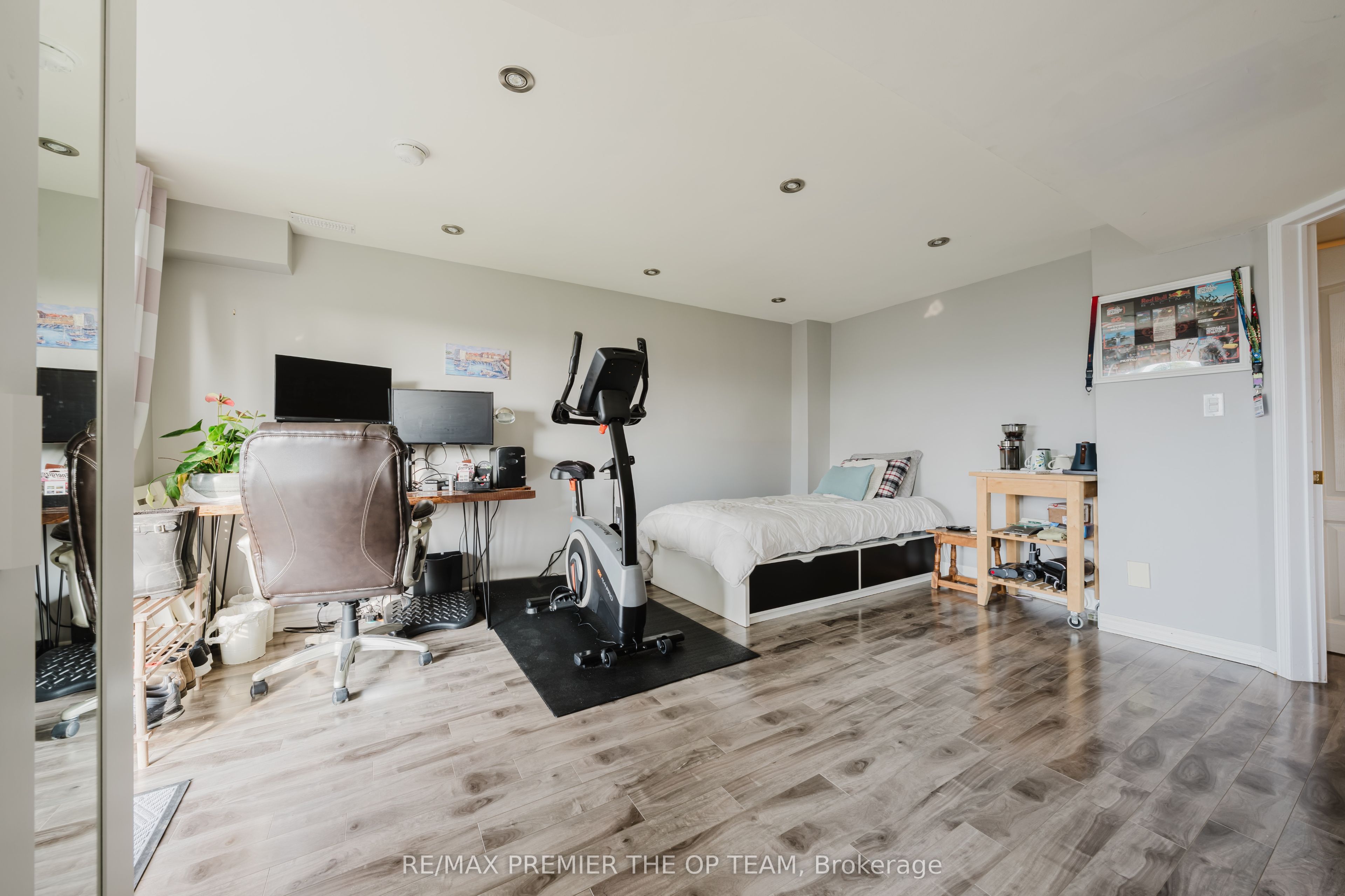 50 Beaverbrook Crescent Property Photo 27