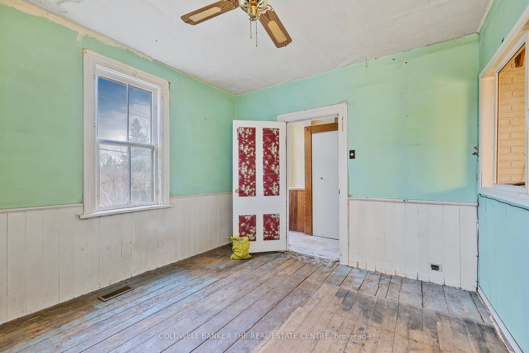 410 Eagle Street Property Photo 6