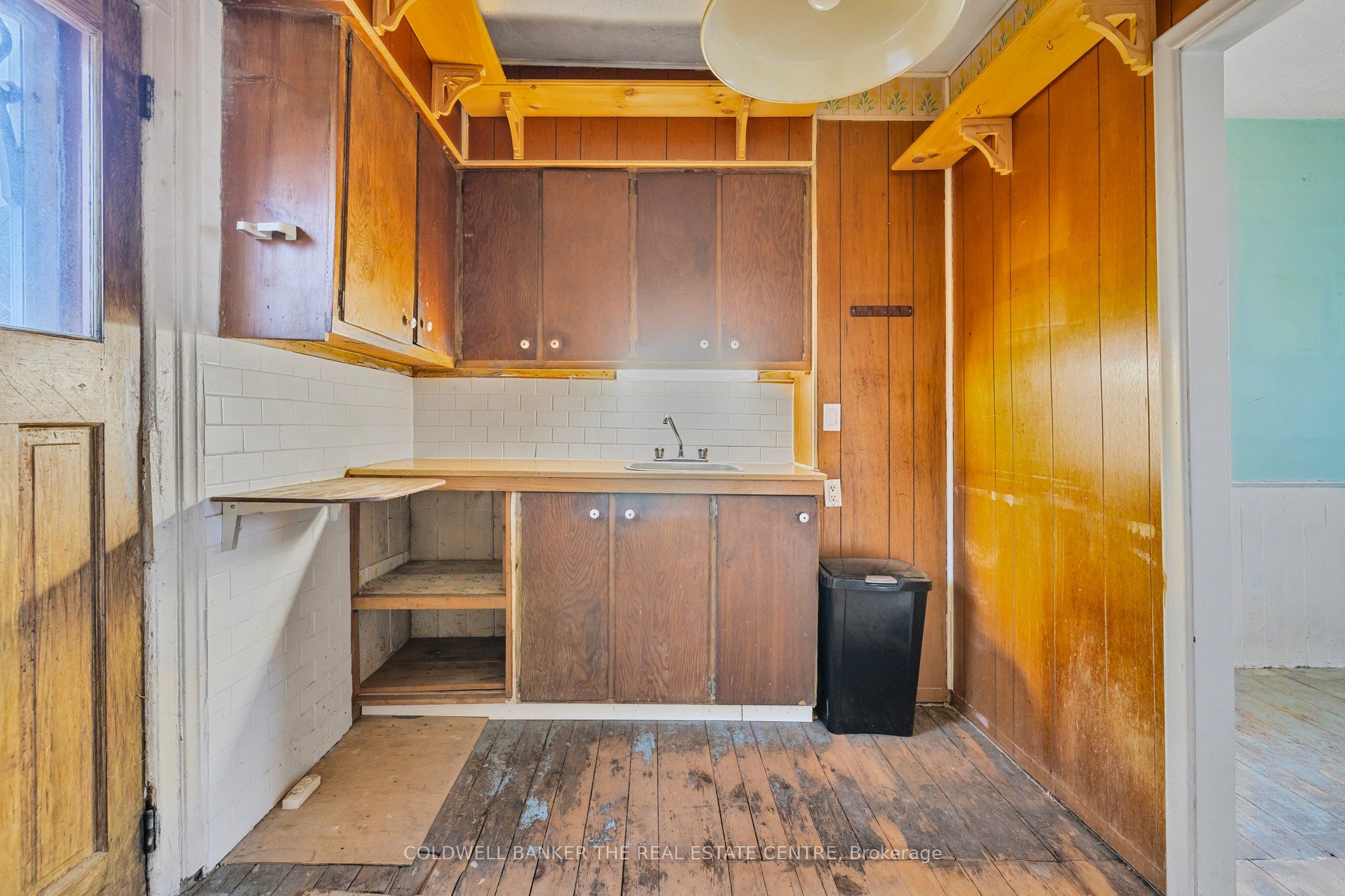 410 Eagle Street Property Photo 7
