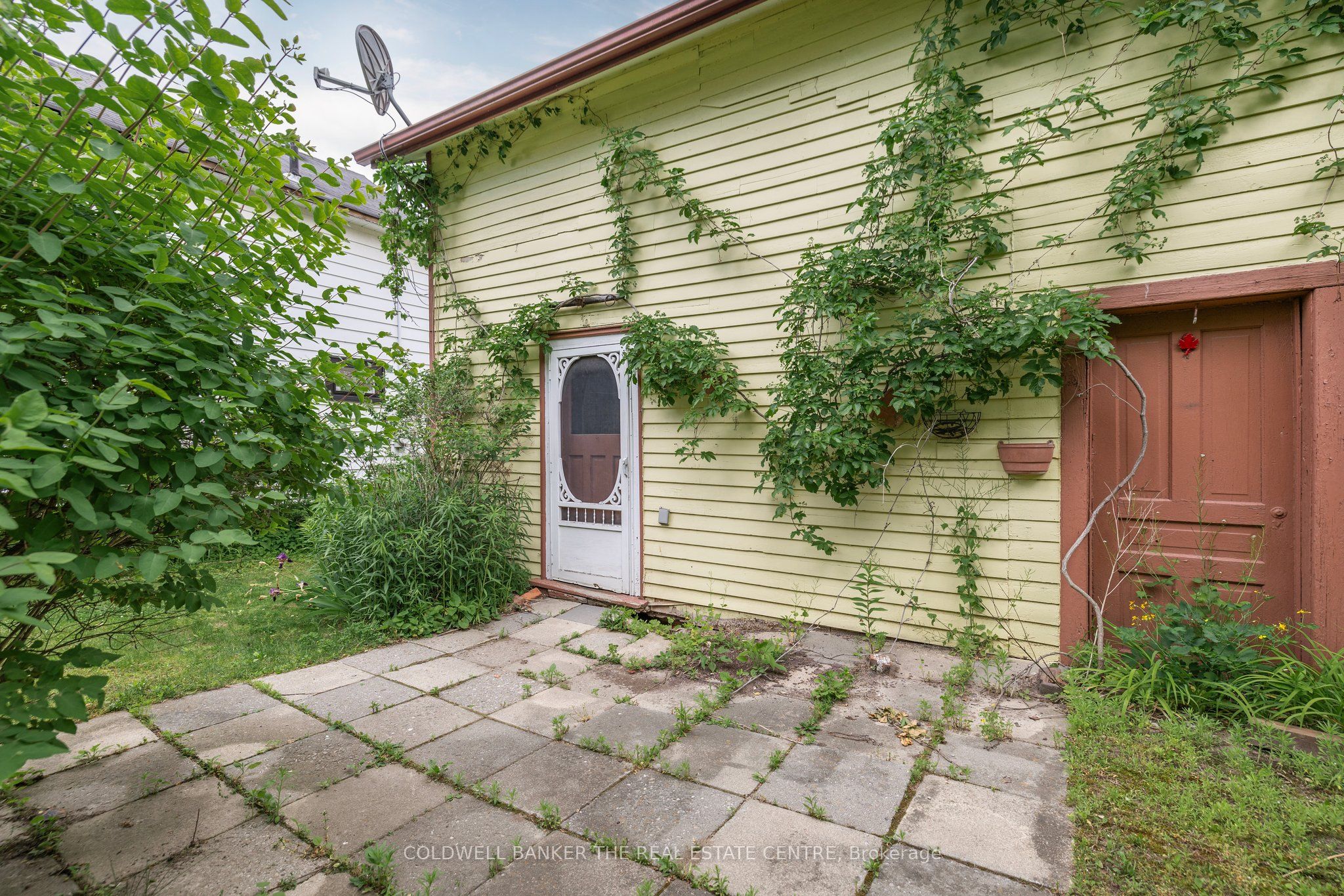 410 Eagle Street Property Photo 23