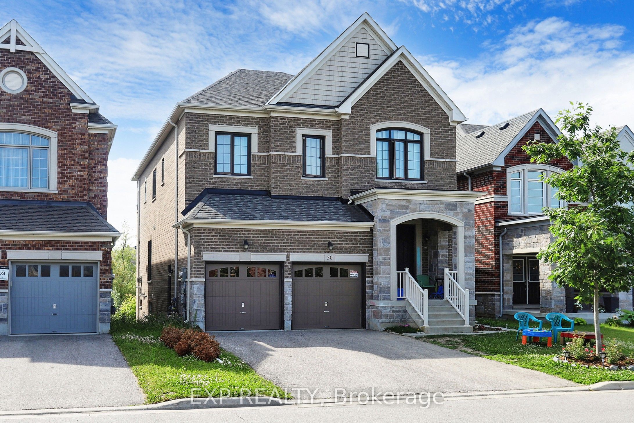 50 Sharonview Crescent Property Photo 1