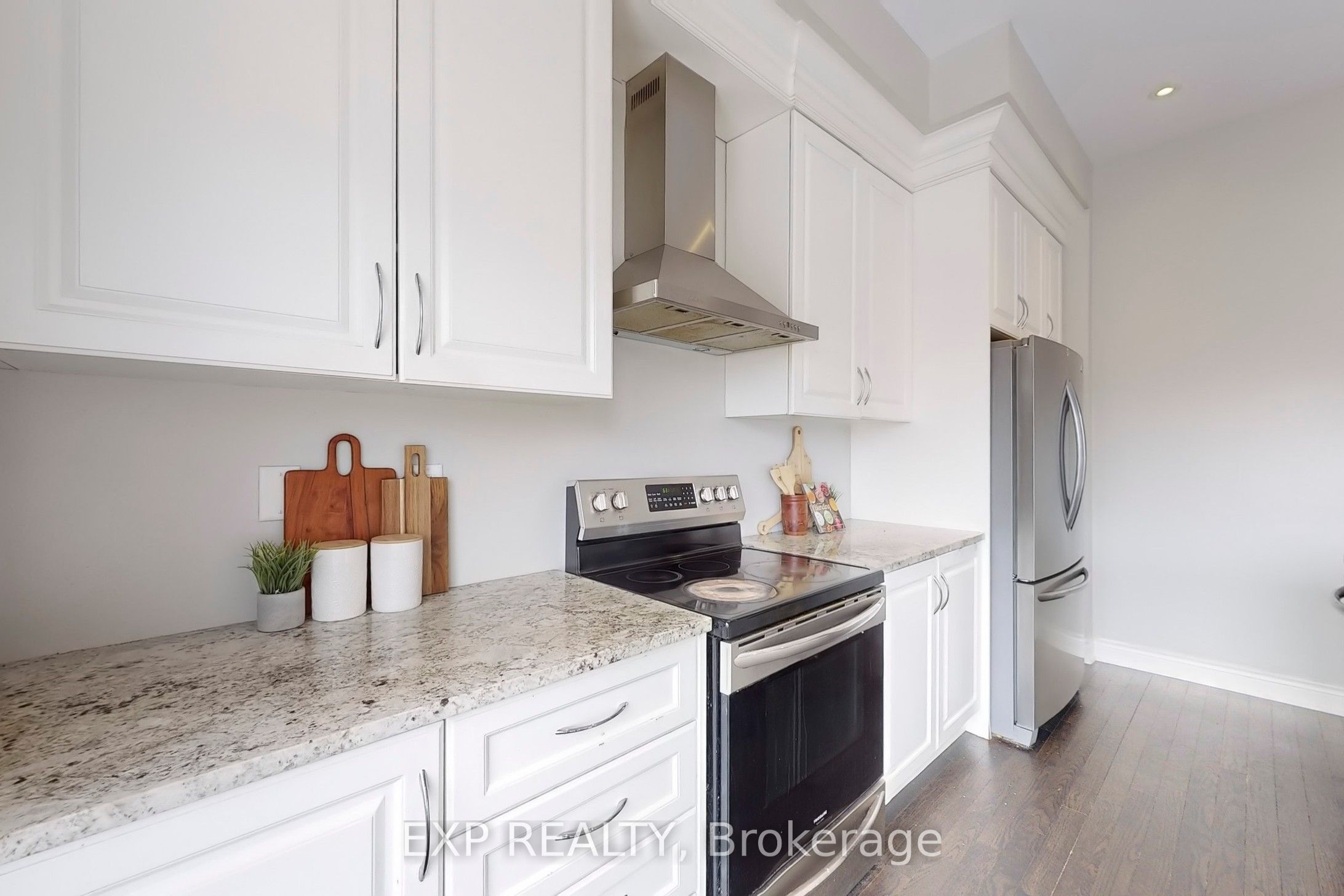 50 Sharonview Crescent Property Photo 18