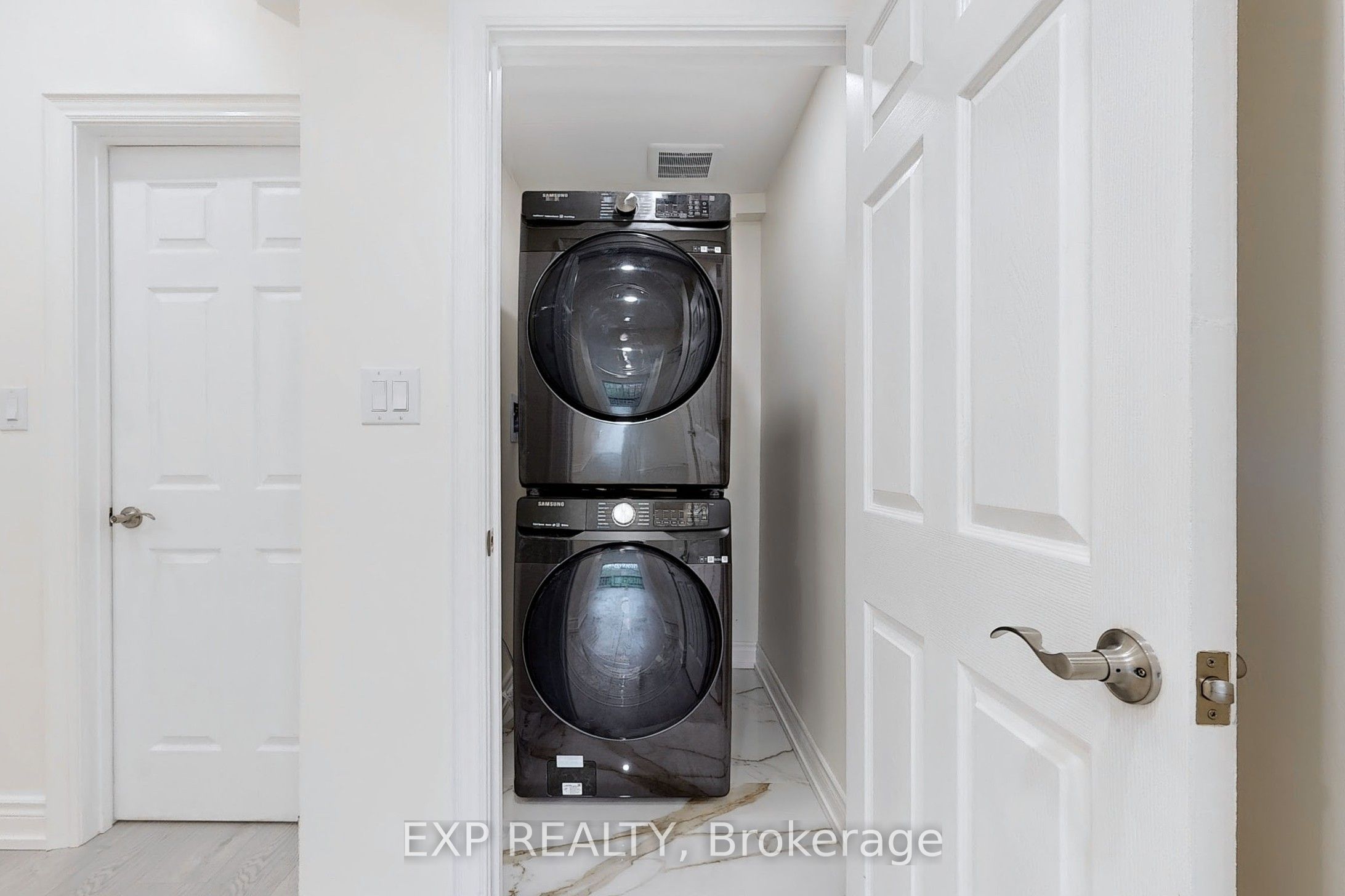 50 Sharonview Crescent Property Photo 40