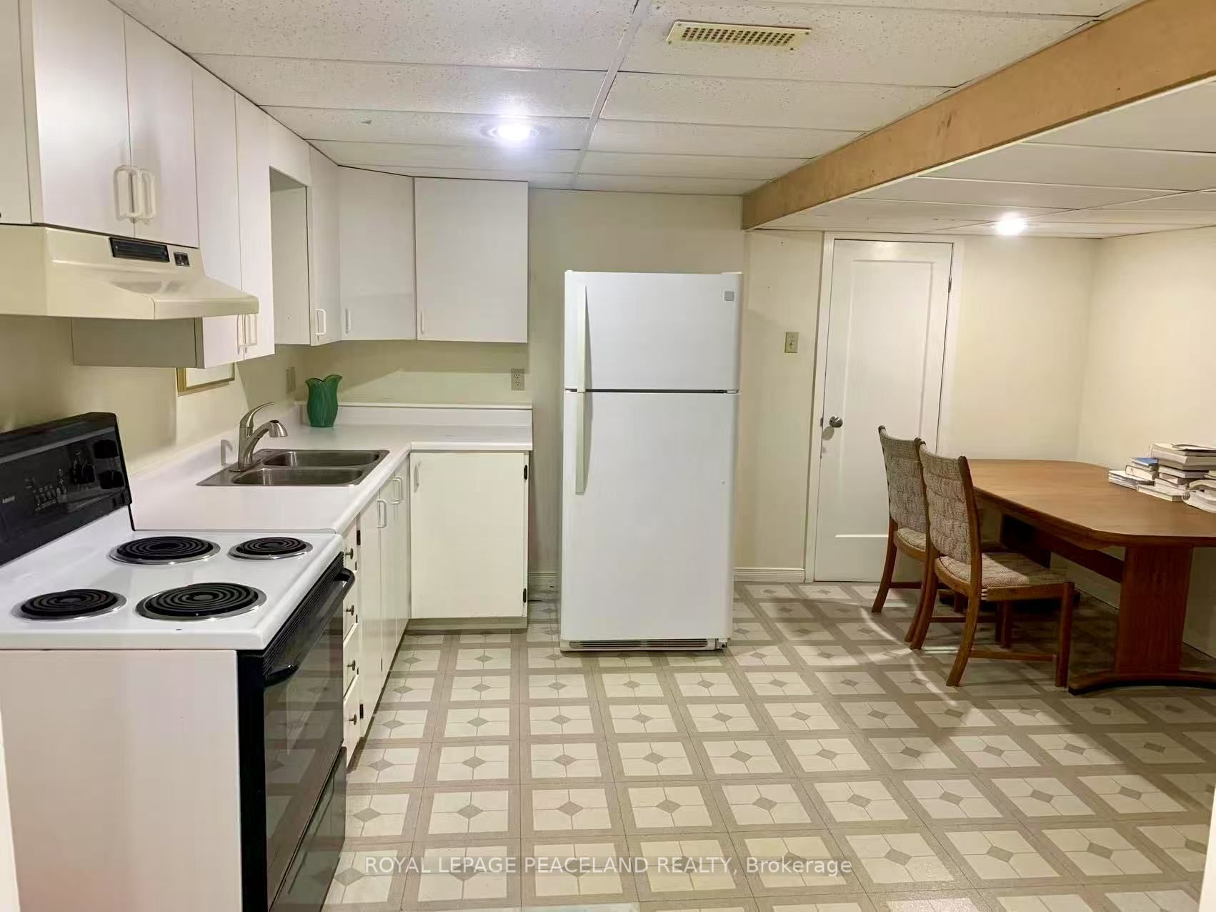 #unit 2 - 16414 Mccowan Road Property Photo 1