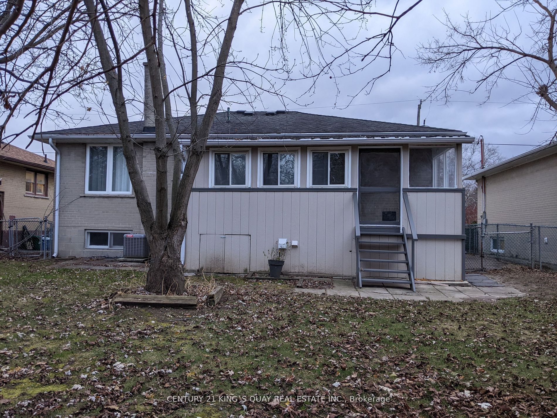 391 Wenlock Avenue Property Photo 3
