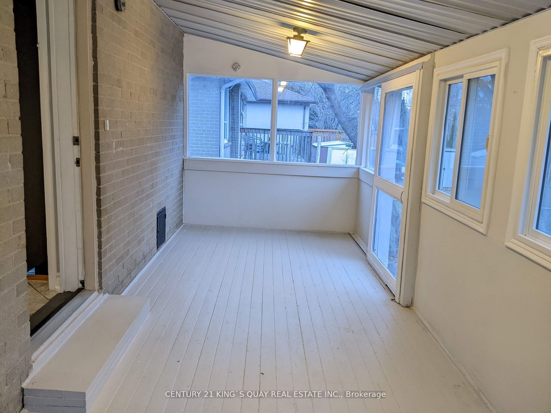 391 Wenlock Avenue Property Photo 12