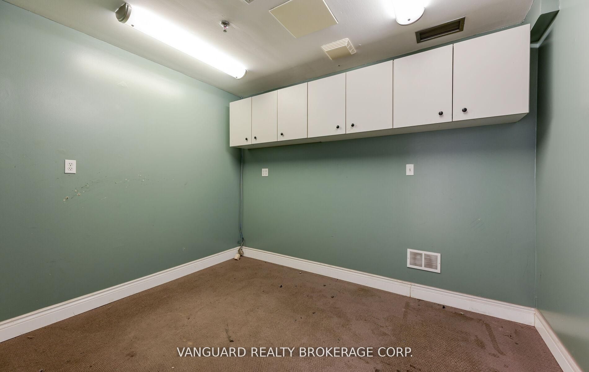 70 Villarboit Crescent 7 Property Photo 10