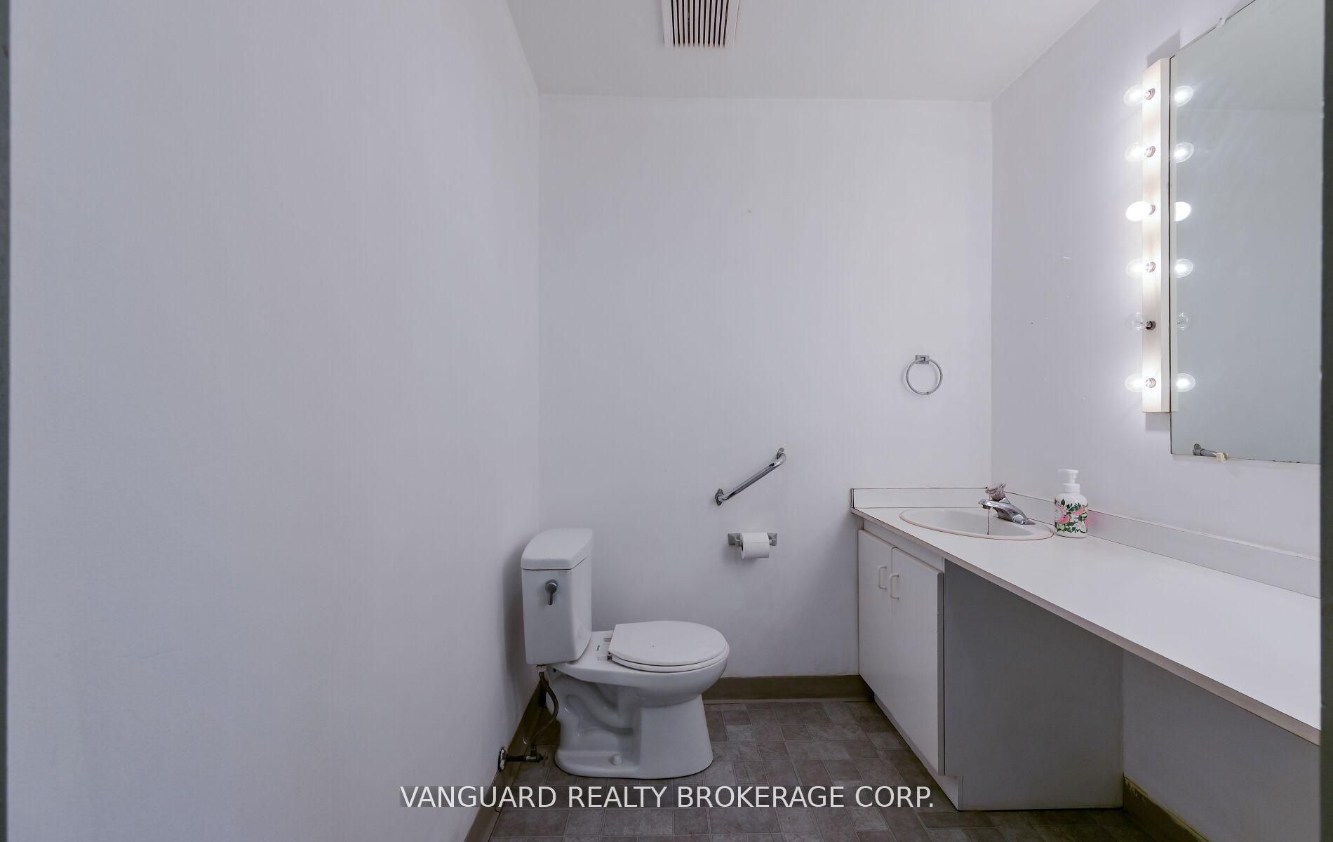 70 Villarboit Crescent 7 Property Photo 11