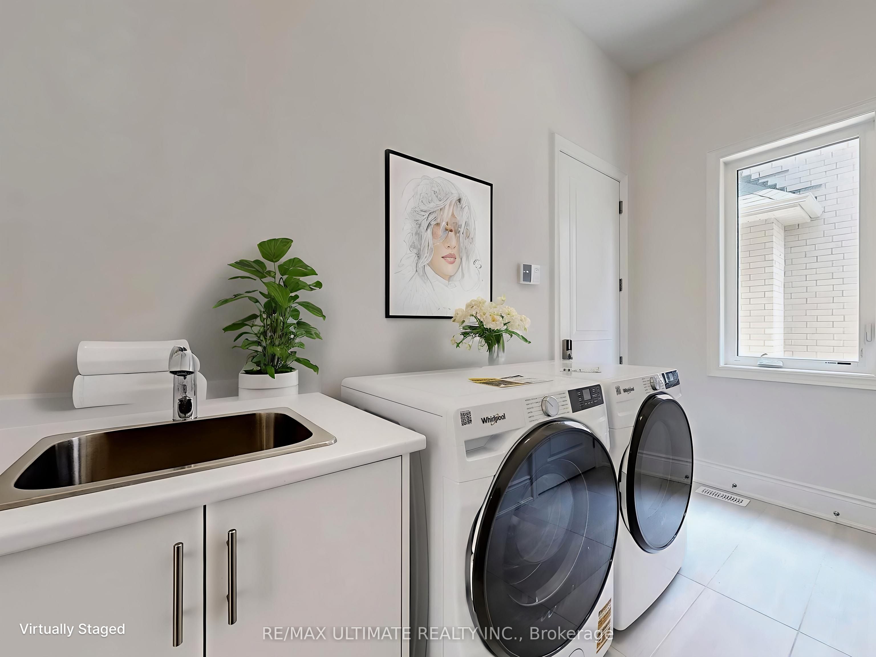 156 Winthrop Crescent Property Photo 17