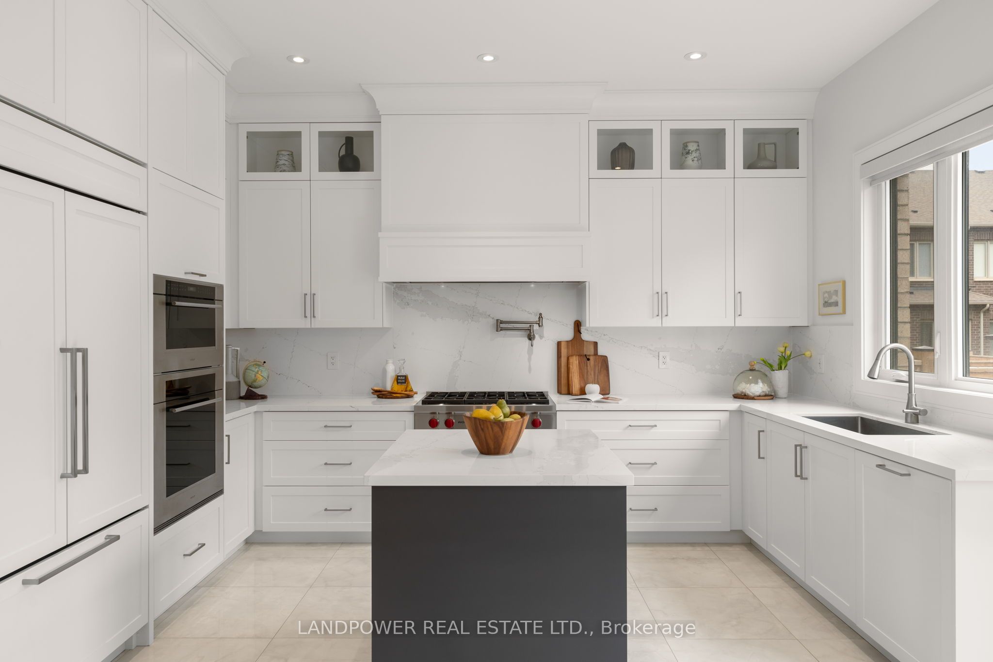 35 Longworth Avenue Property Photo 1