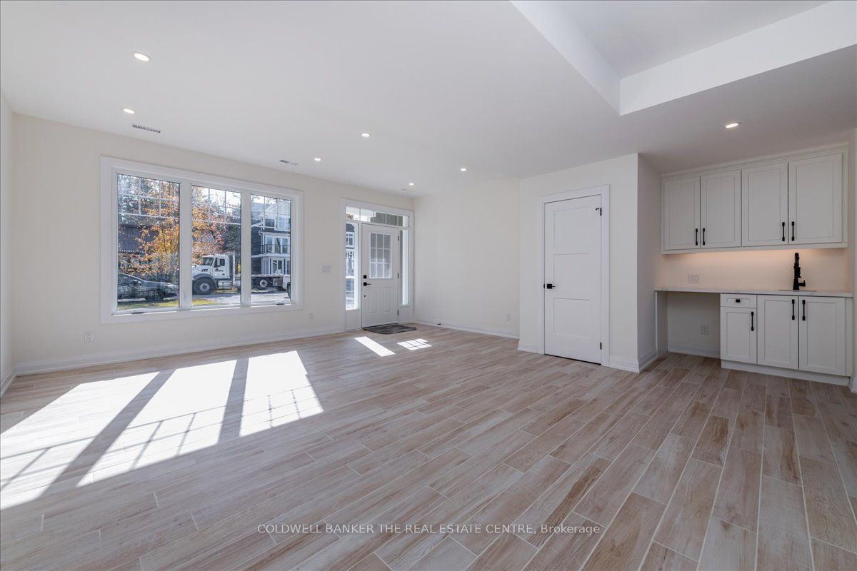 1114 Stoney Point Road Property Photo 2