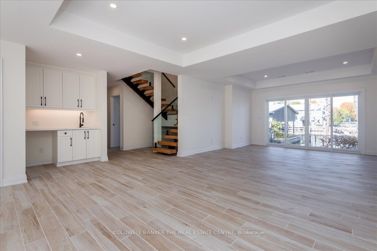 1114 Stoney Point Road Property Photo 3