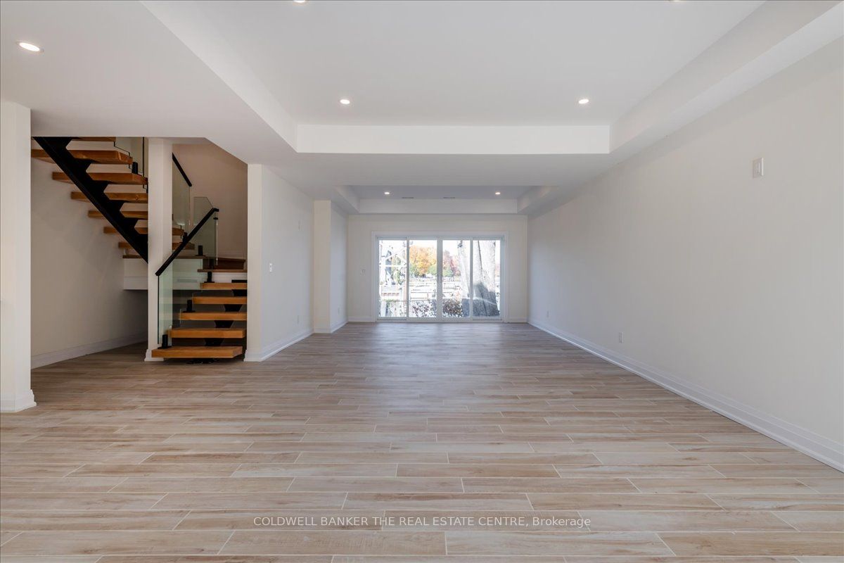 1114 Stoney Point Road Property Photo 4