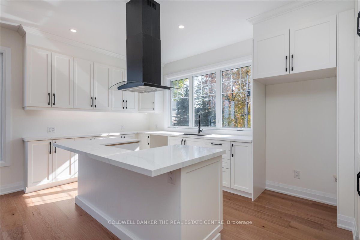 1114 Stoney Point Road Property Photo 10