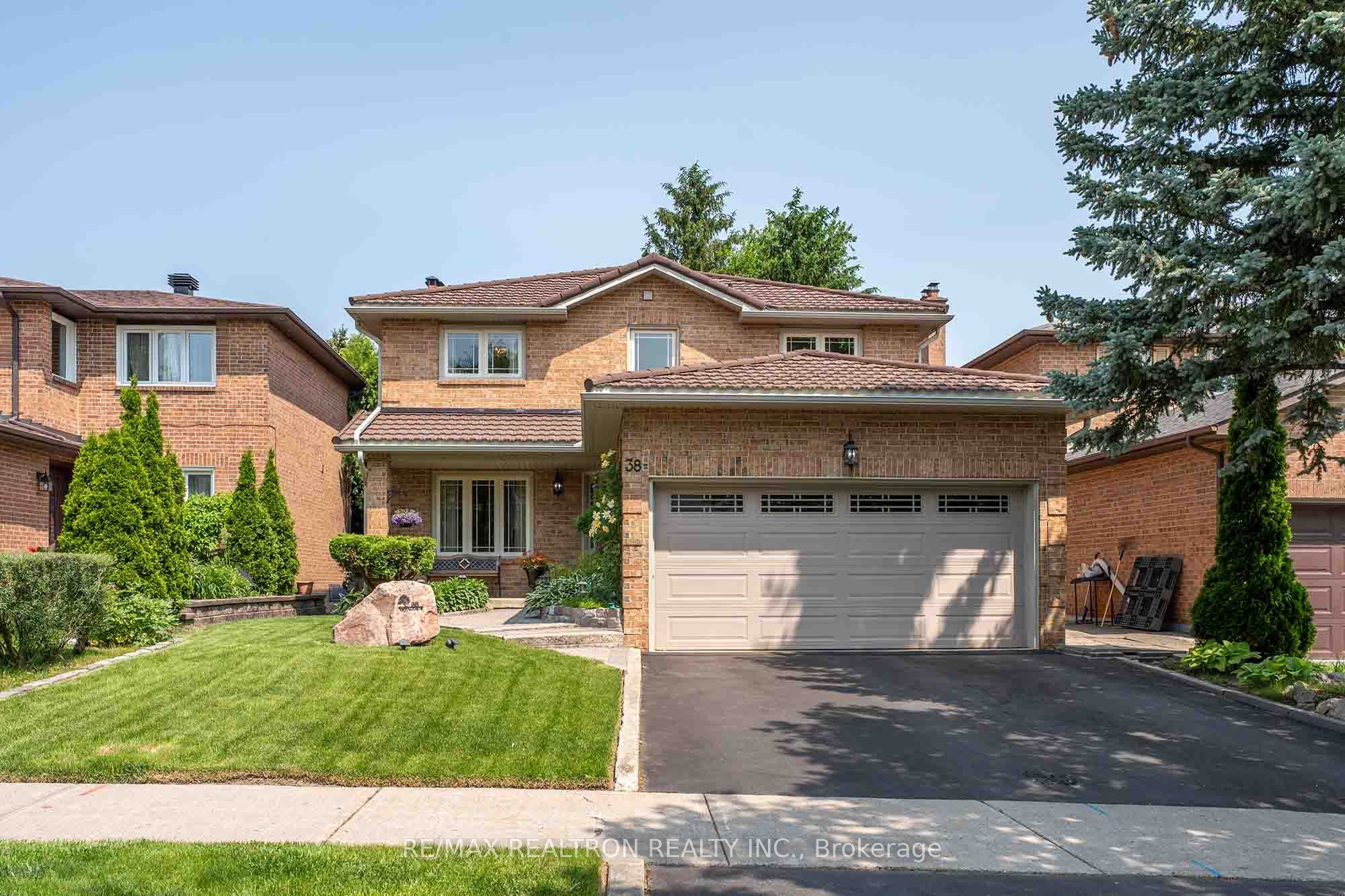 38 Mccallum Drive Property Photo 1