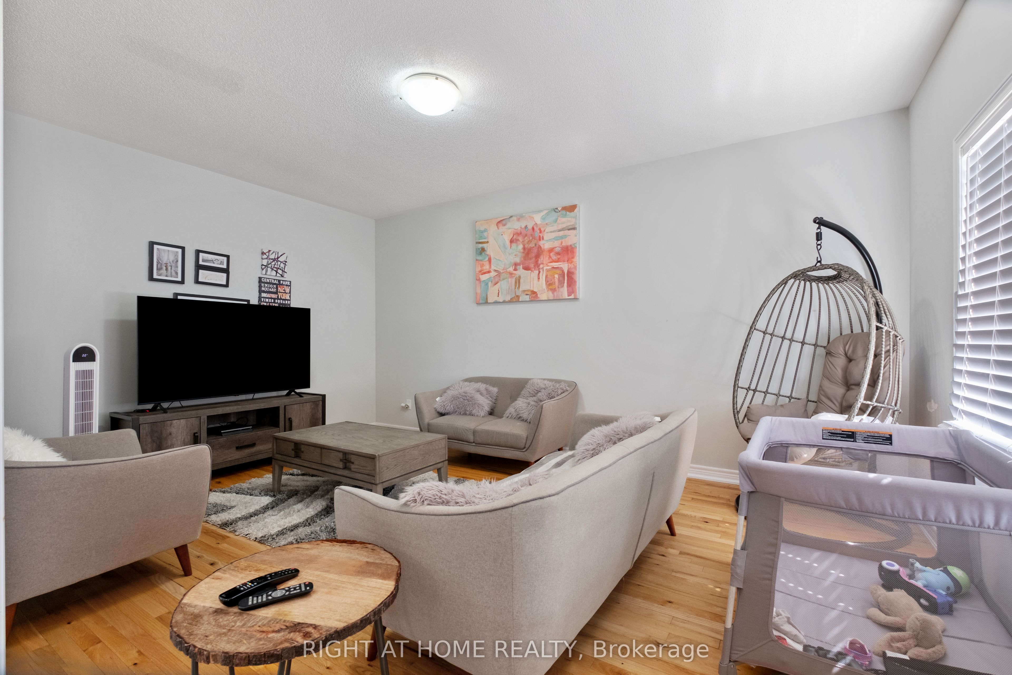 1381 Lormel Gate Avenue Property Photo 1