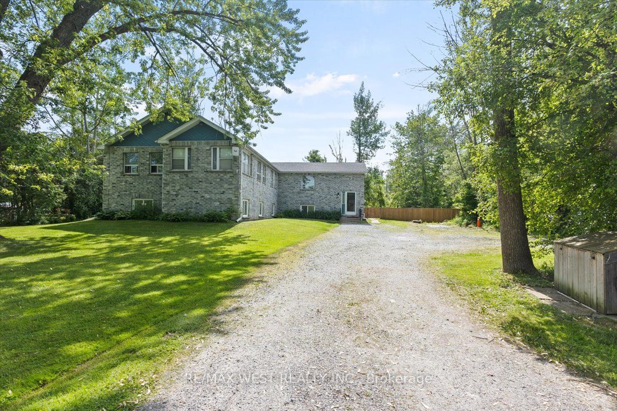 25685 Maple Beach Rd Property Photo 1