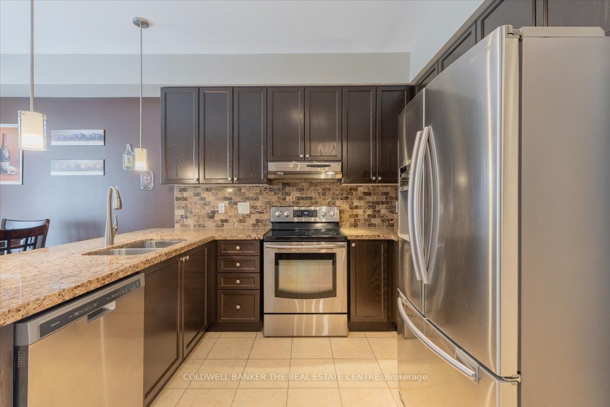 114 Laurendale Avenue Property Photo 11