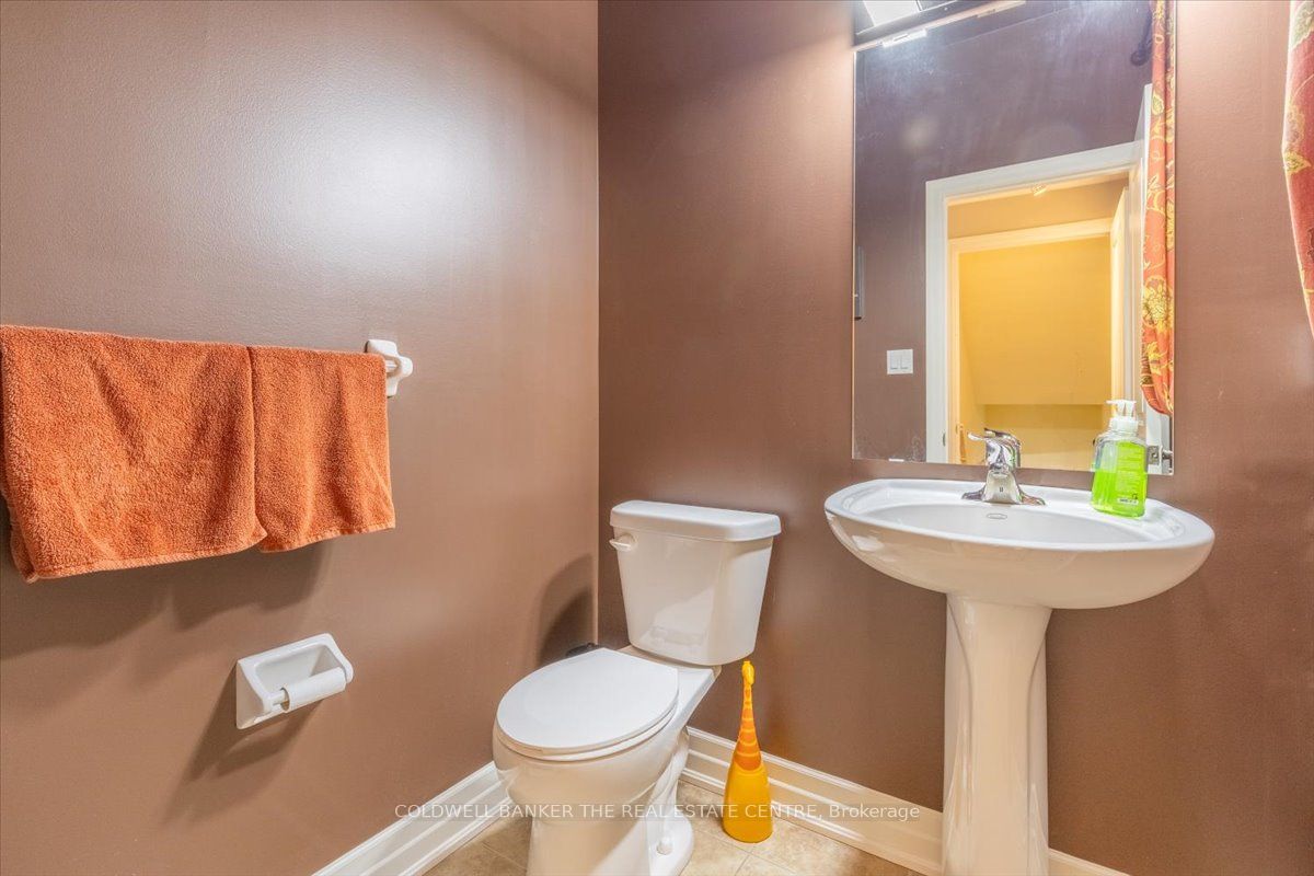 114 Laurendale Avenue Property Photo 24