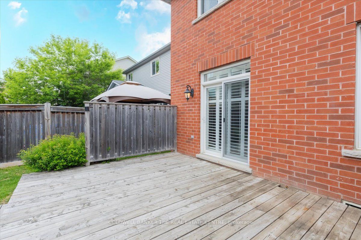 114 Laurendale Avenue Property Photo 43