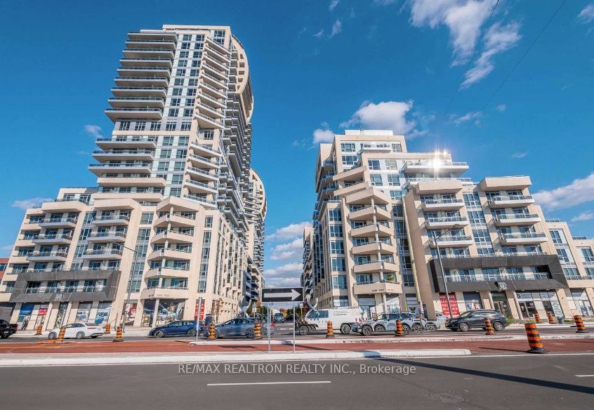 9205 Yonge St Property Photo 1