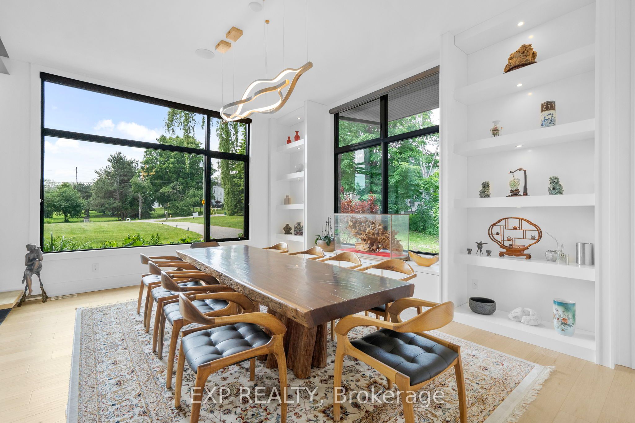 8 Cachet Parkway Property Photo 8