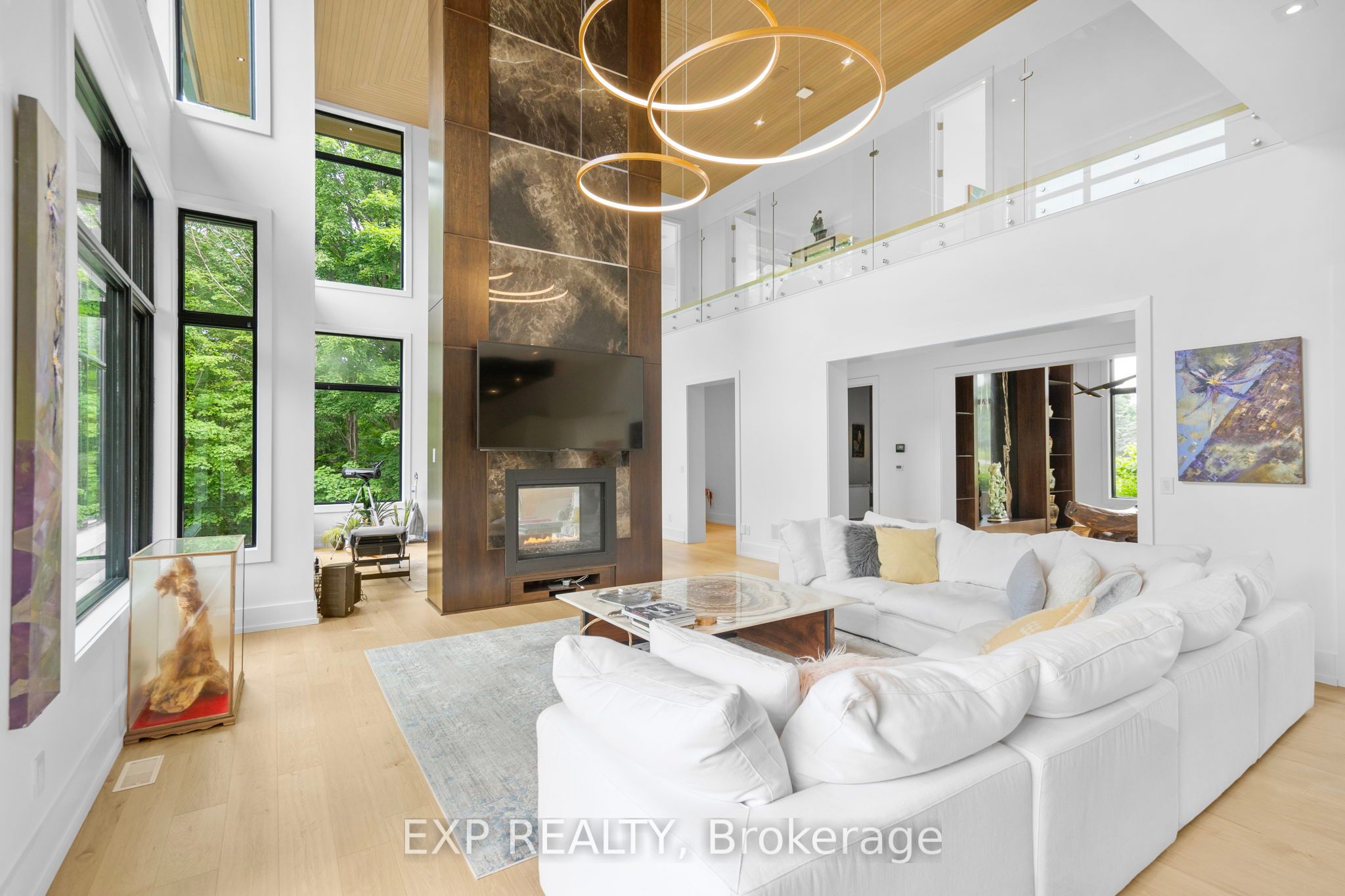 8 Cachet Parkway Property Photo 11