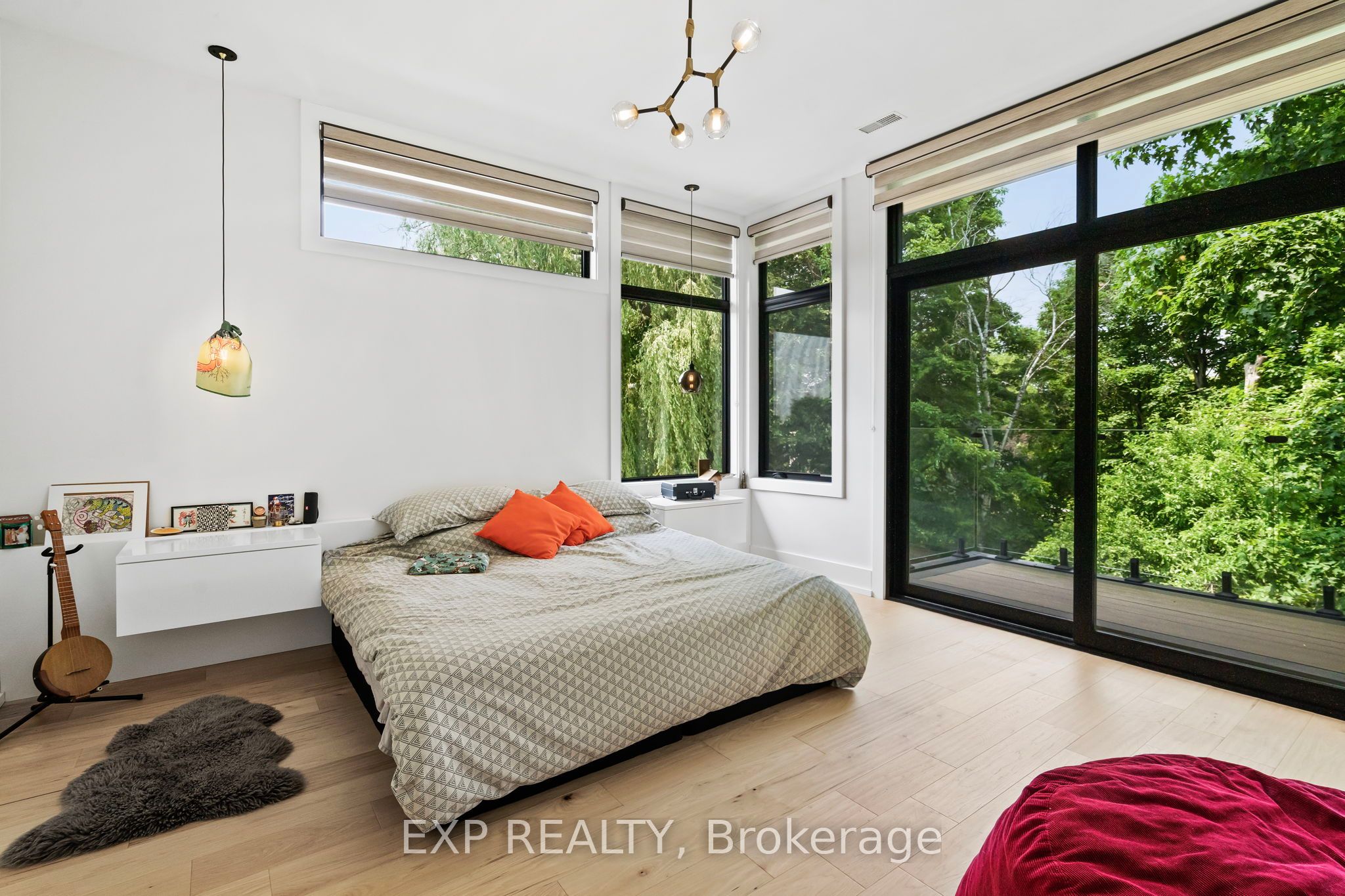 8 Cachet Parkway Property Photo 30