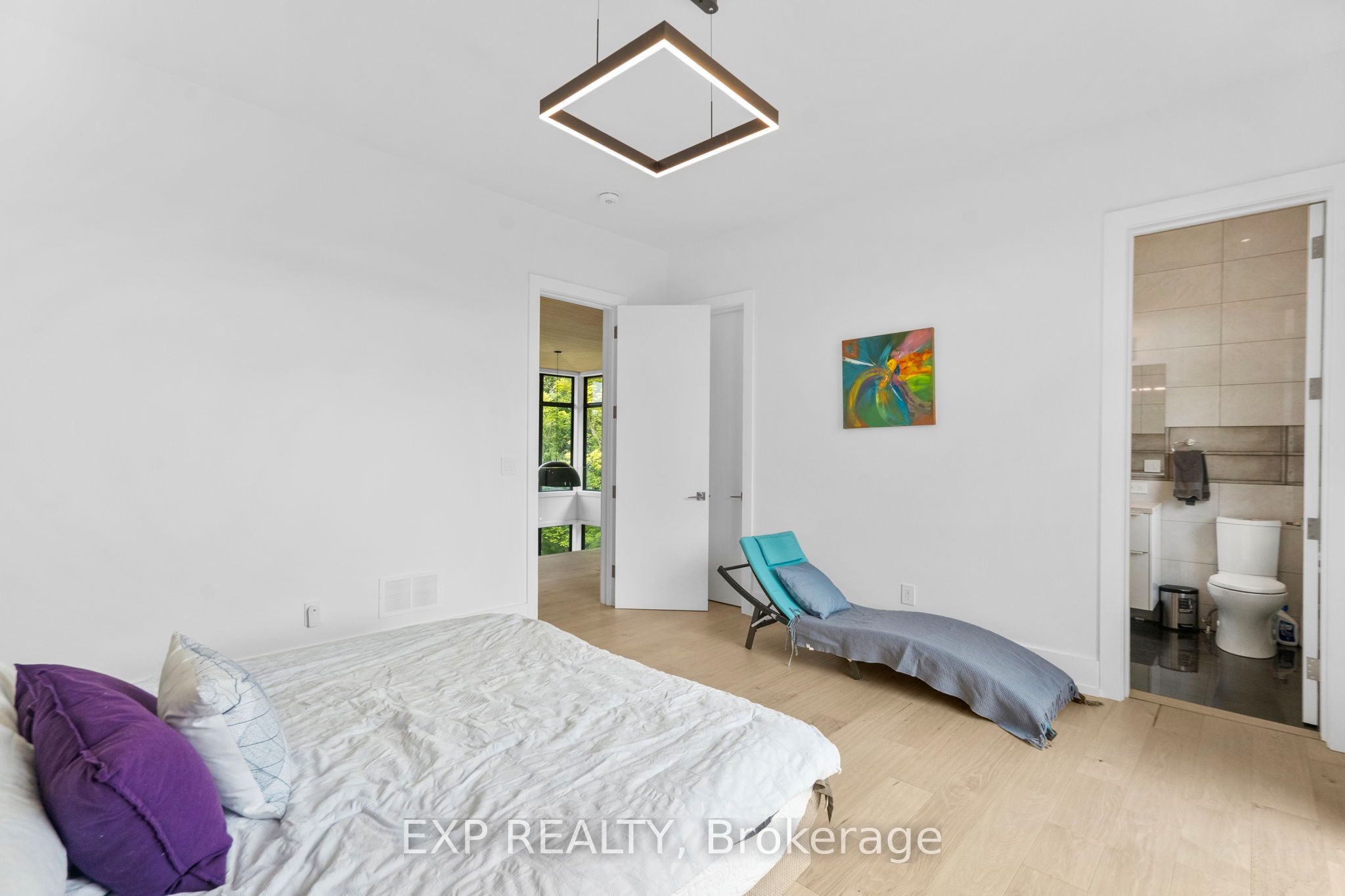 8 Cachet Parkway Property Photo 36