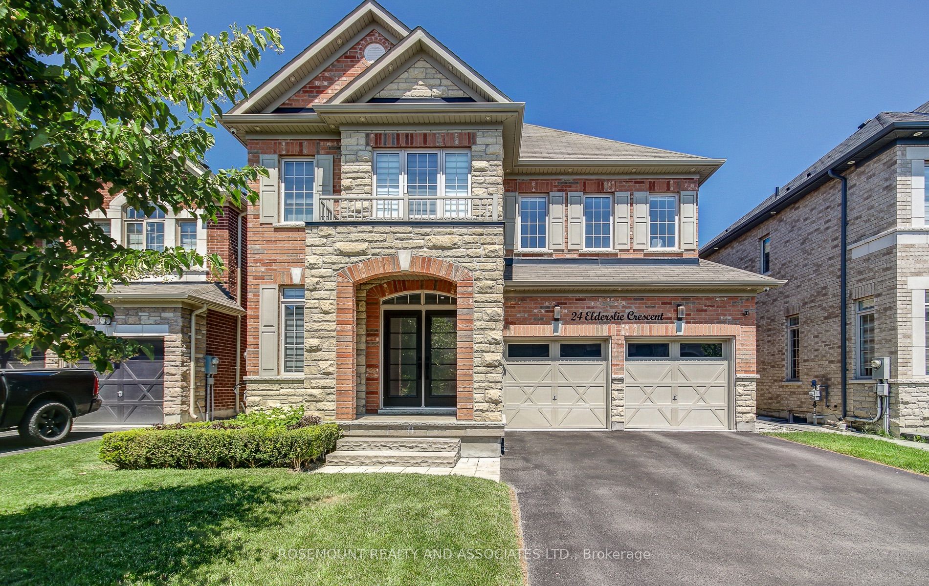 24 Elderslie Cres